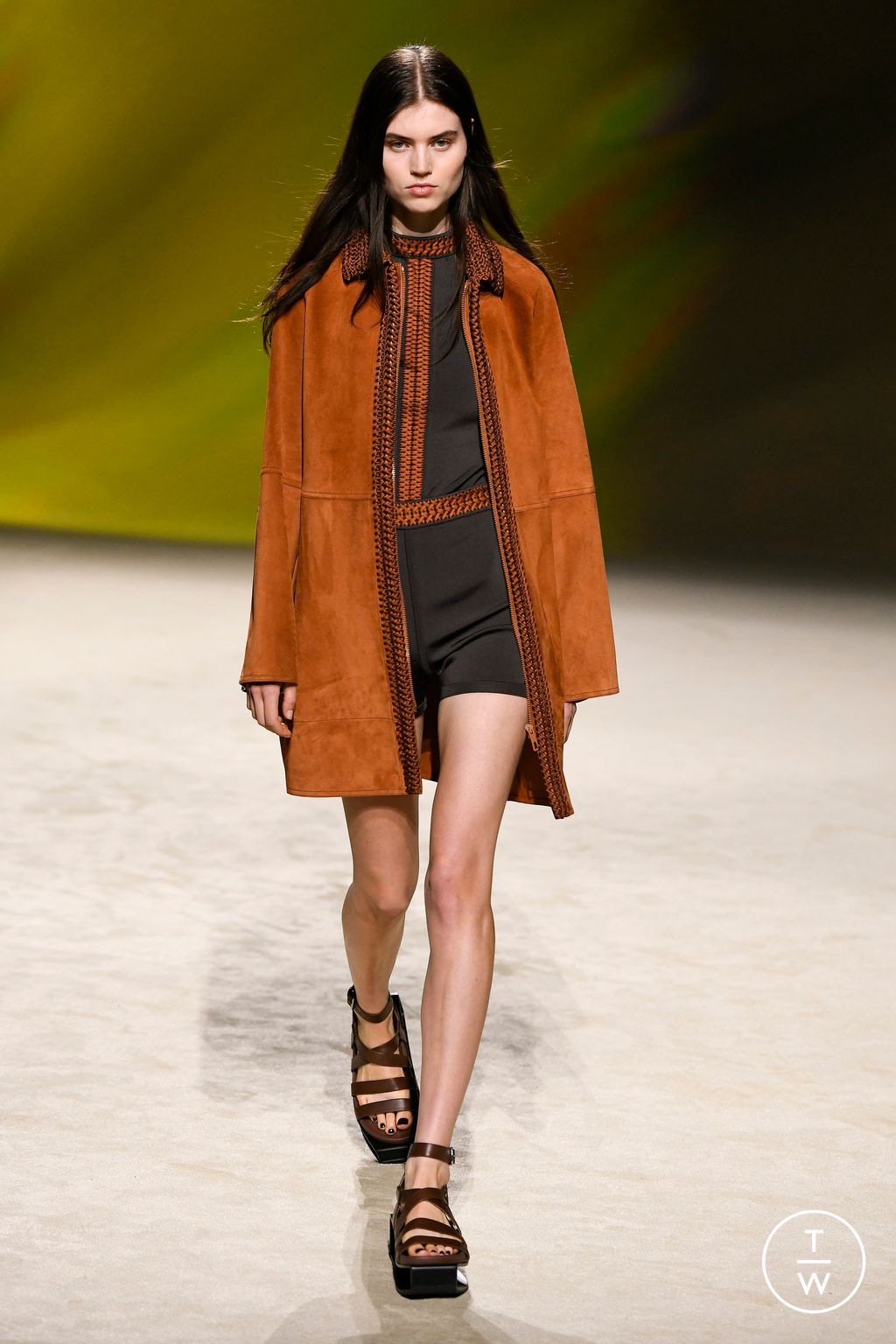 Fashion Week Paris Spring/Summer 2023 look 11 from the Hermès collection womenswear