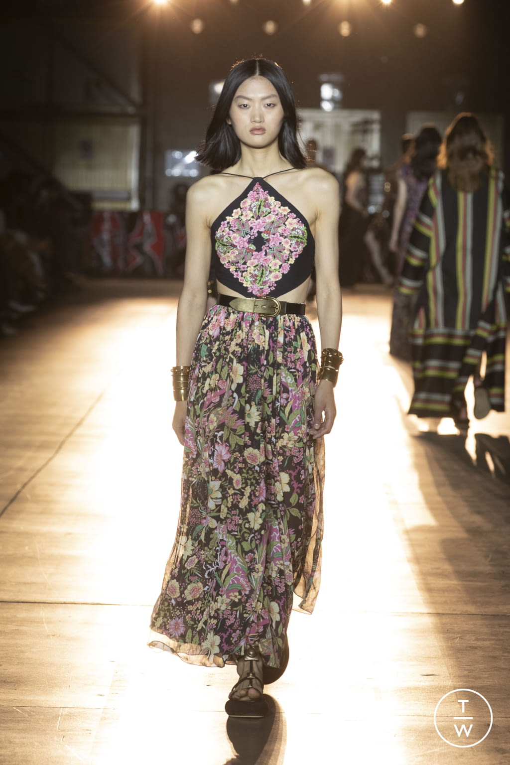 Fashion Week Milan Spring/Summer 2022 look 39 from the Etro collection 女装