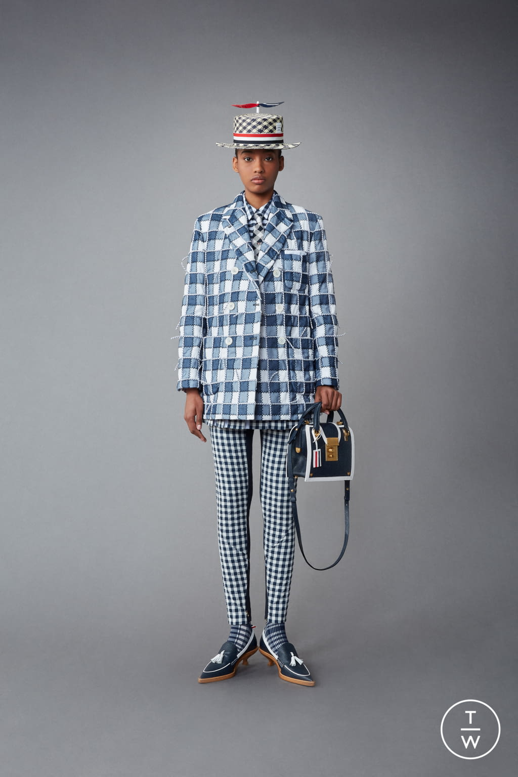 Fashion Week Paris Resort 2022 look 39 from the Thom Browne collection 女装