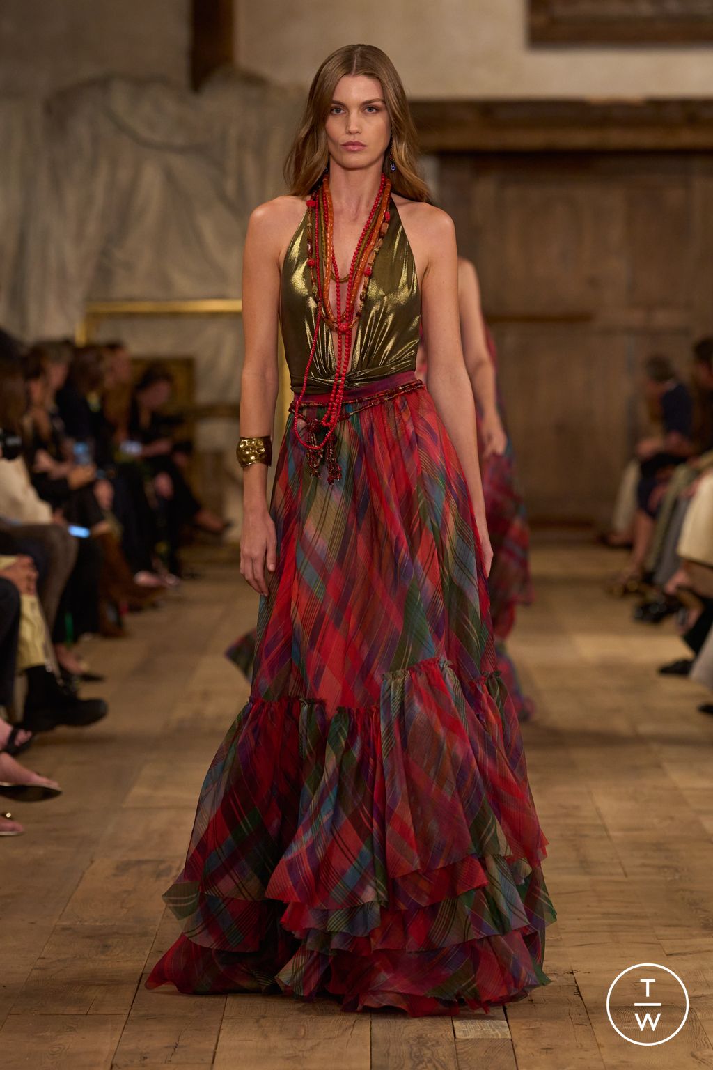 Fashion Week New York Spring/Summer 2024 look 39 from the Ralph Lauren collection 女装