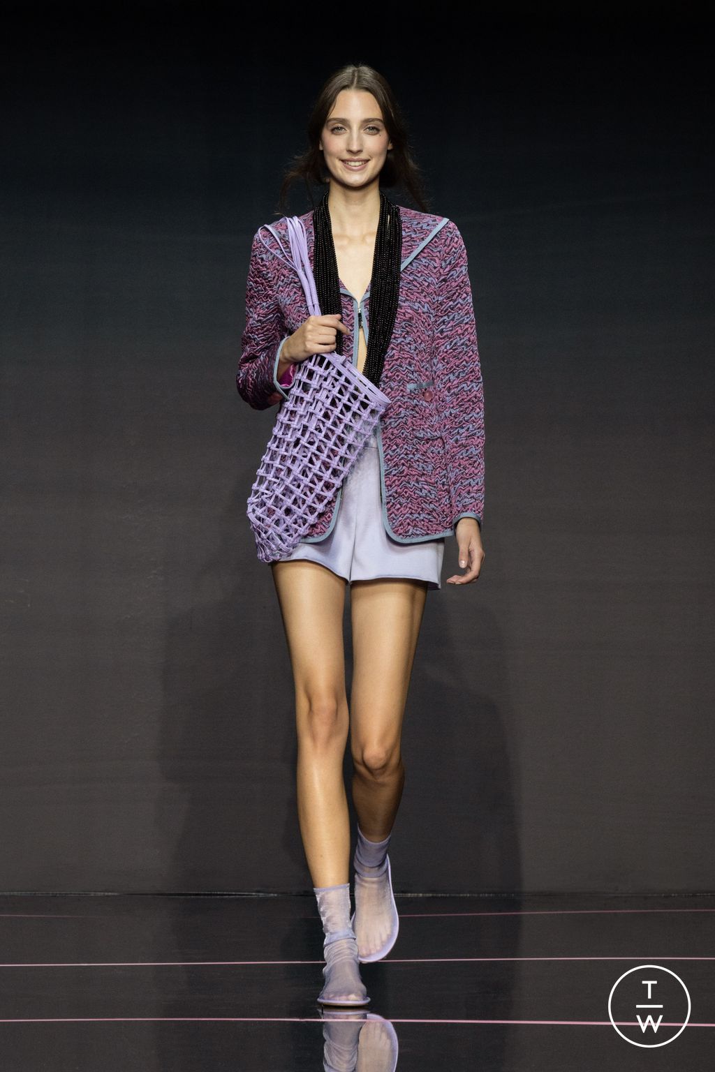 Fashion Week Milan Spring/Summer 2024 look 39 from the Emporio Armani collection 女装