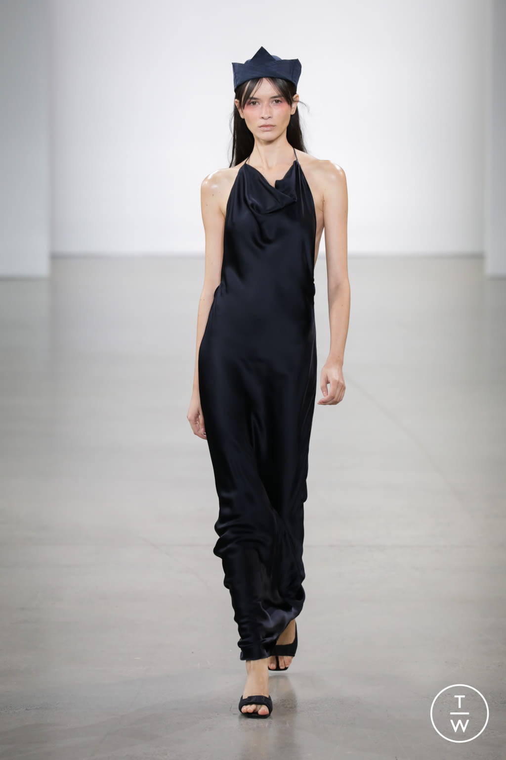 Fashion Week New York Spring/Summer 2022 look 39 from the Bevza collection 女装