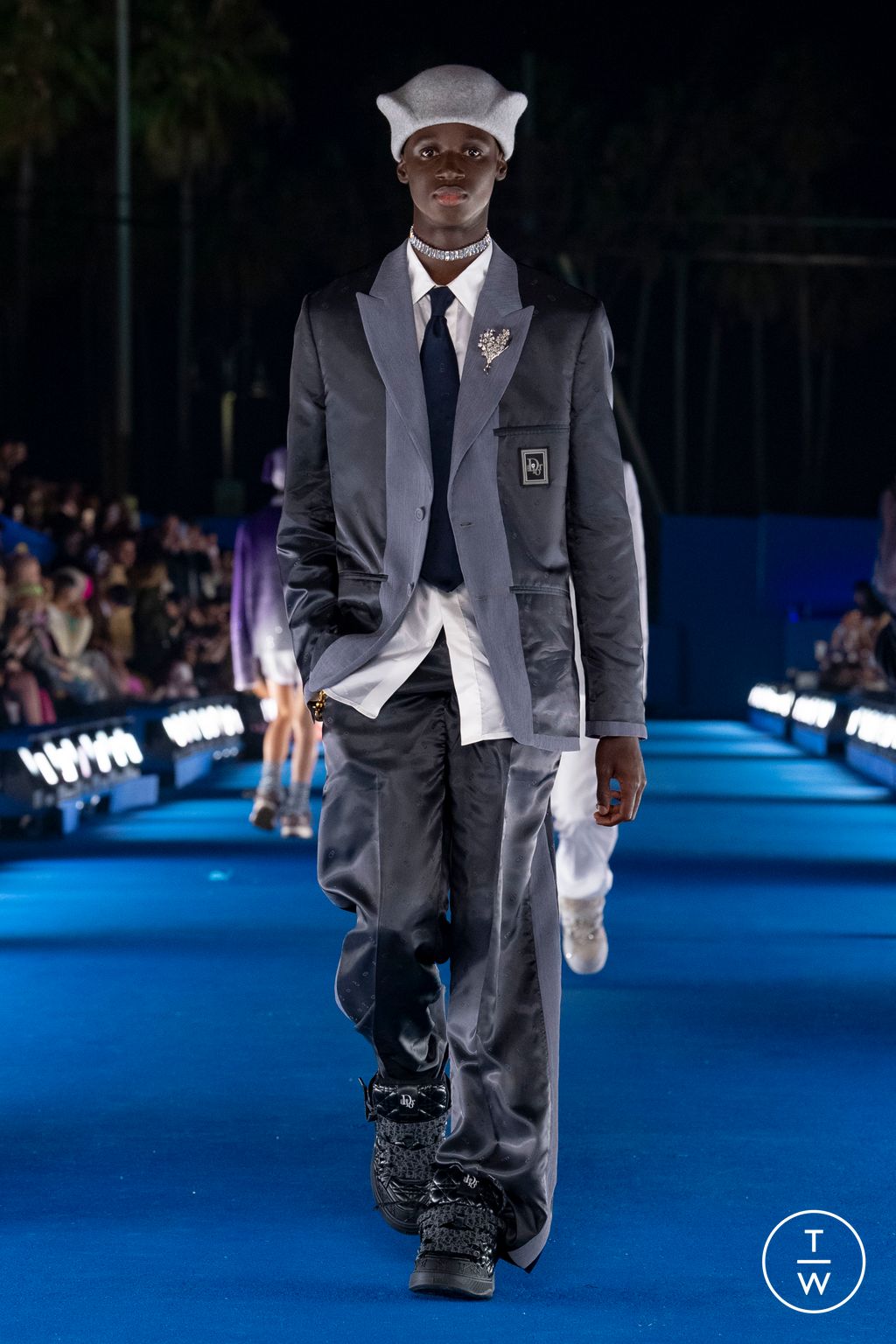 Fashion Week Paris Resort 2023 look 39 from the Dior Men collection menswear