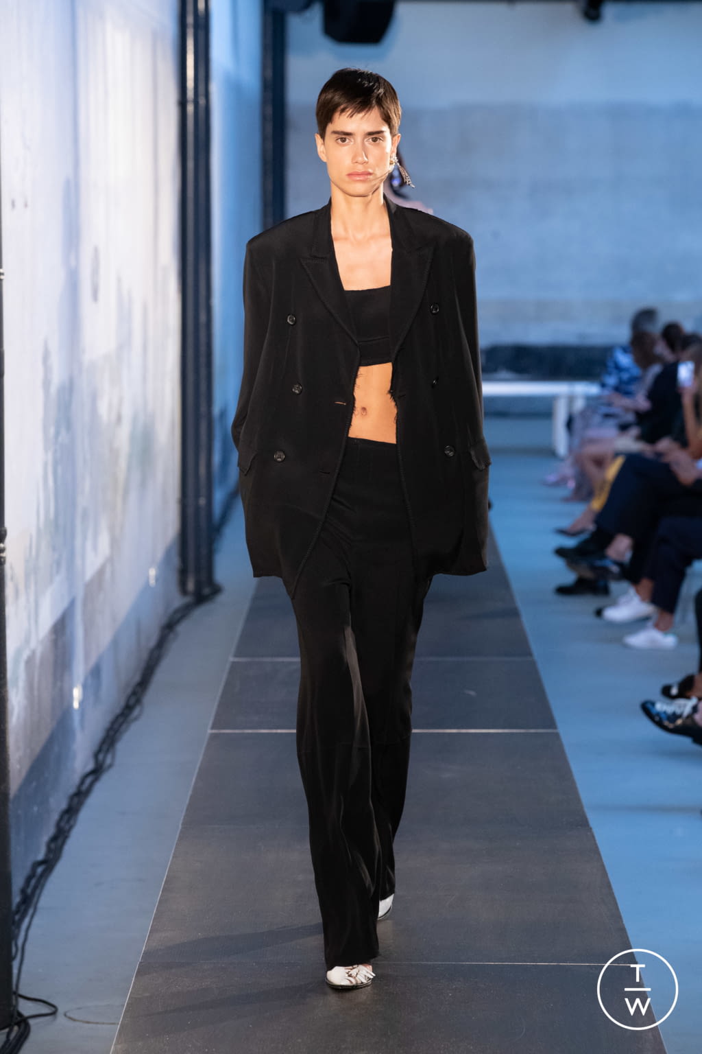 Fashion Week Milan Spring/Summer 2021 look 39 de la collection N°21 womenswear