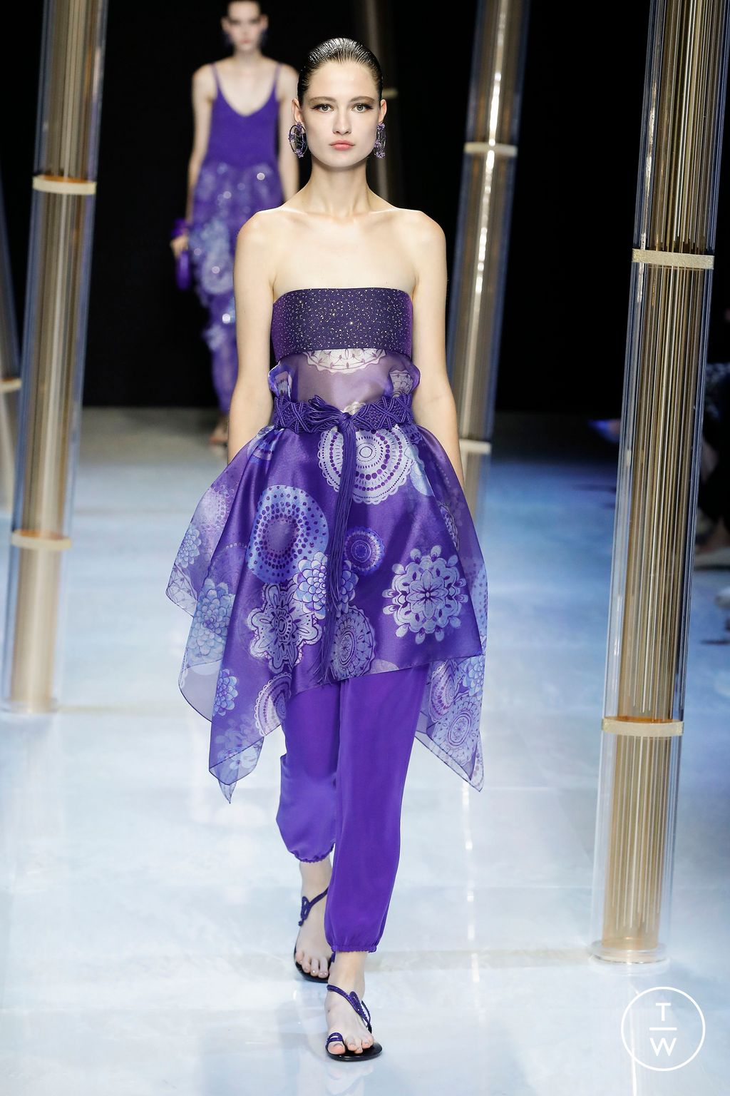 Fashion Week Milan Spring/Summer 2023 look 38 from the Giorgio Armani collection 女装