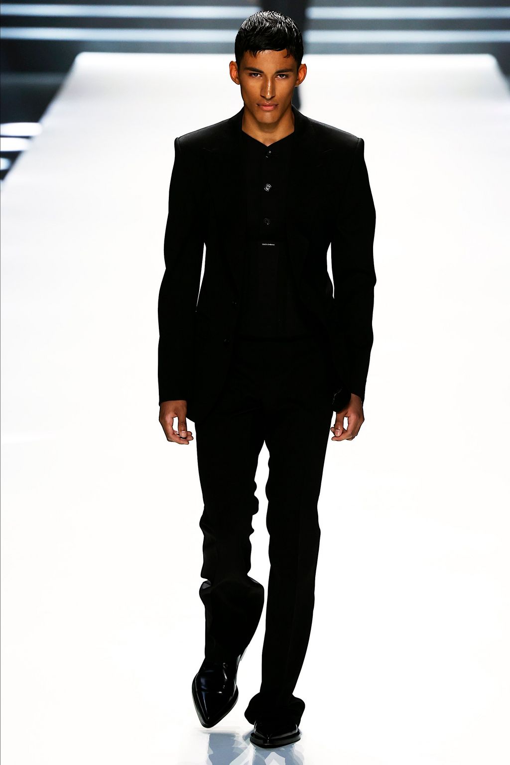 Fashion Week Milan Fall/Winter 2023 look 1 from the Dolce & Gabbana collection 男装
