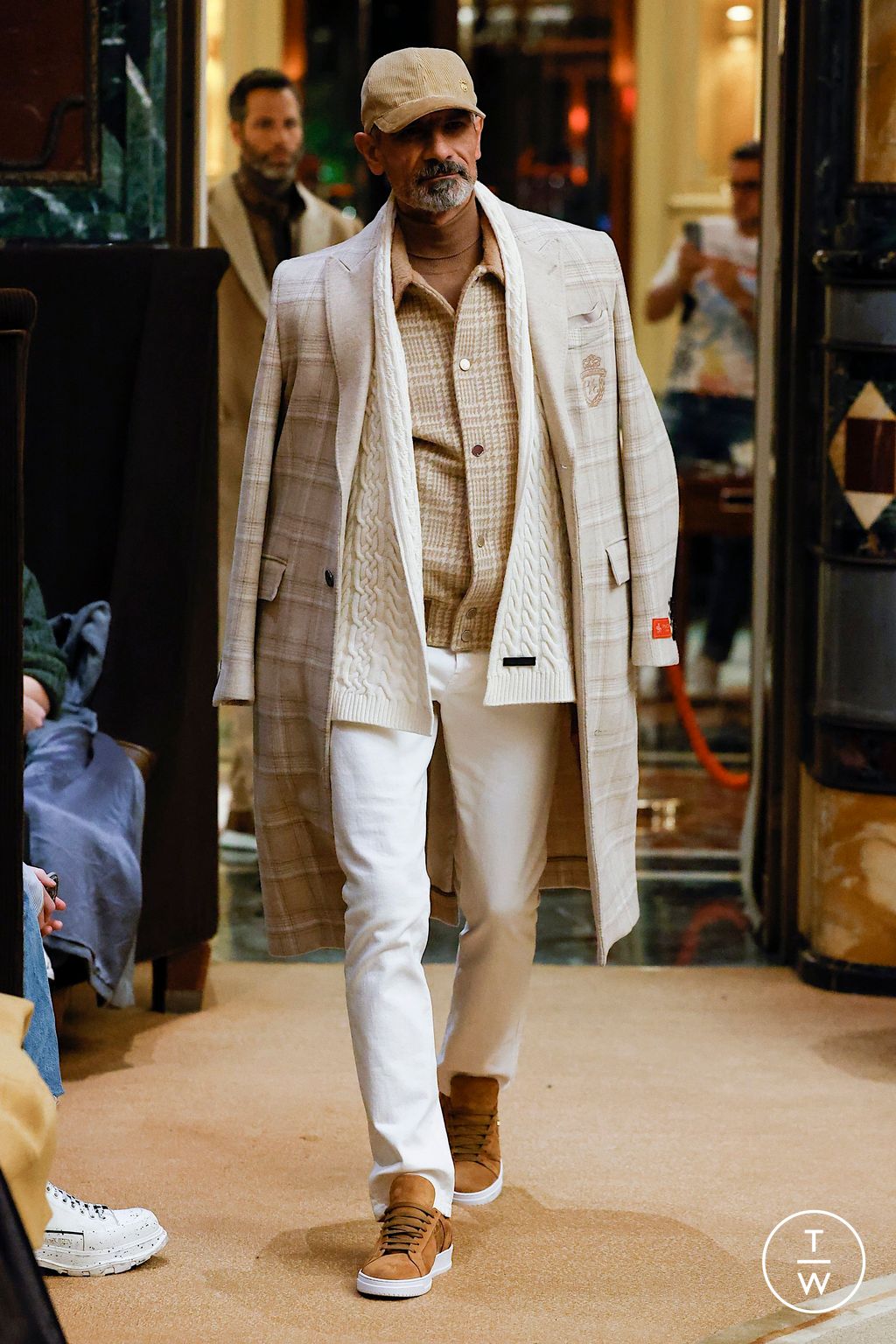 Fashion Week Milan Fall/Winter 2023 look 1 from the Billionaire collection menswear
