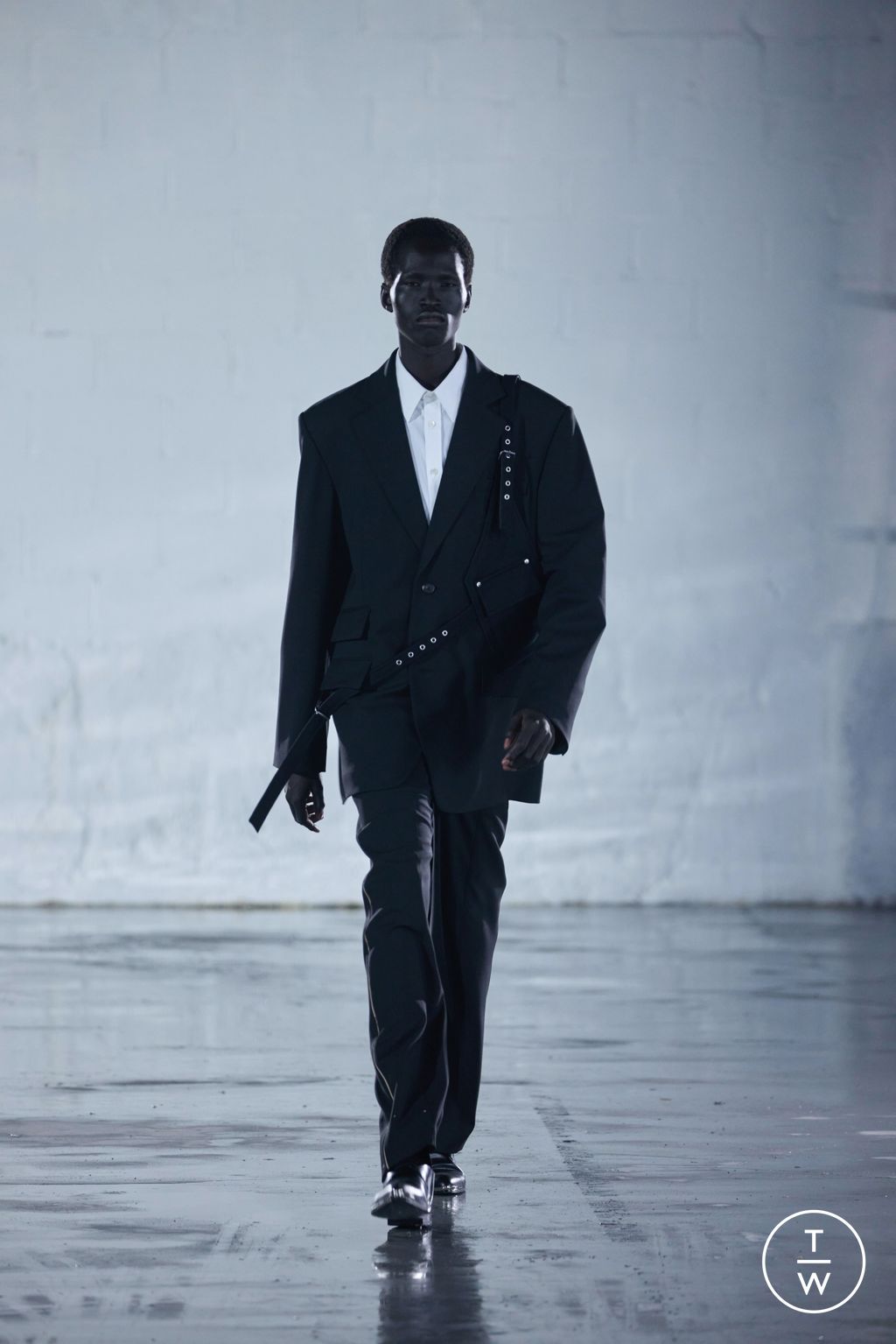 Fashion Week New York Fall/Winter 2023 look 37 from the Helmut Lang collection 女装