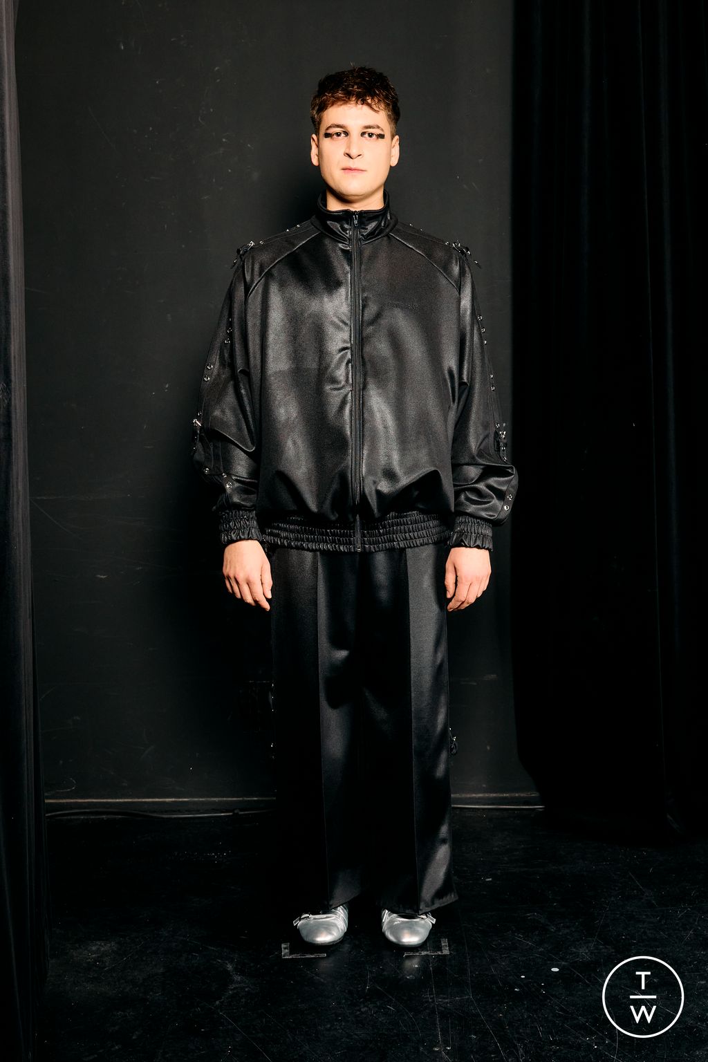Fashion Week Paris Fall/Winter 2026 look 39 from the Jeanne Friot collection 男装