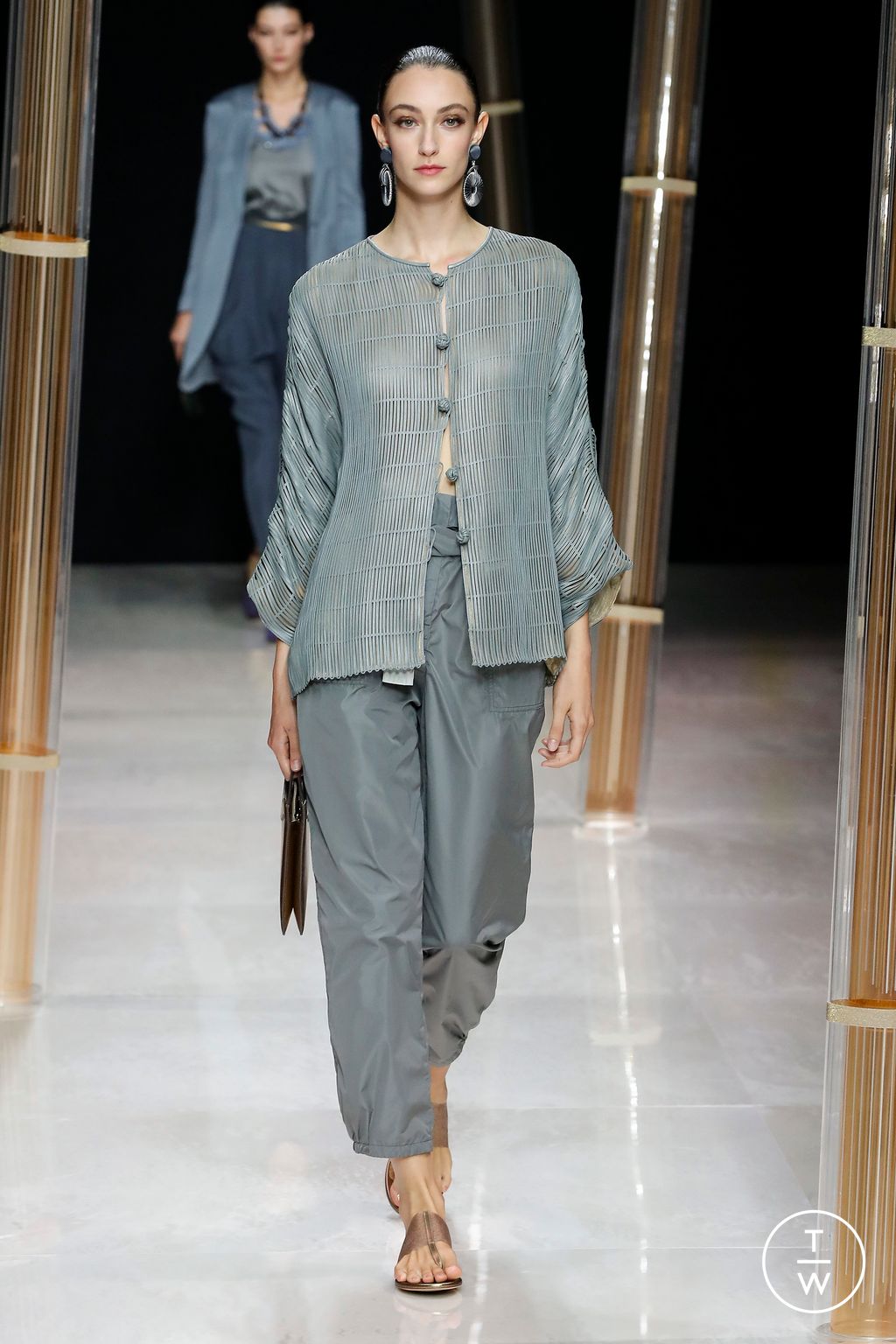 Fashion Week Milan Spring/Summer 2023 look 10 from the Giorgio Armani collection womenswear