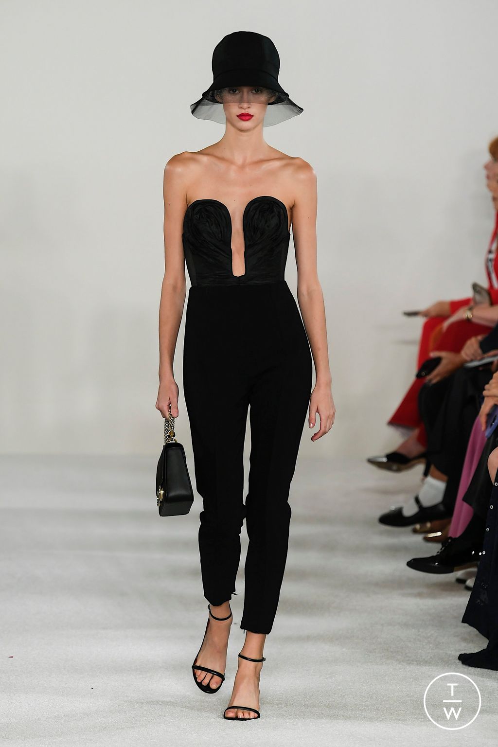 Fashion Week New York Spring/Summer 2023 look 53 from the Carolina Herrera collection womenswear