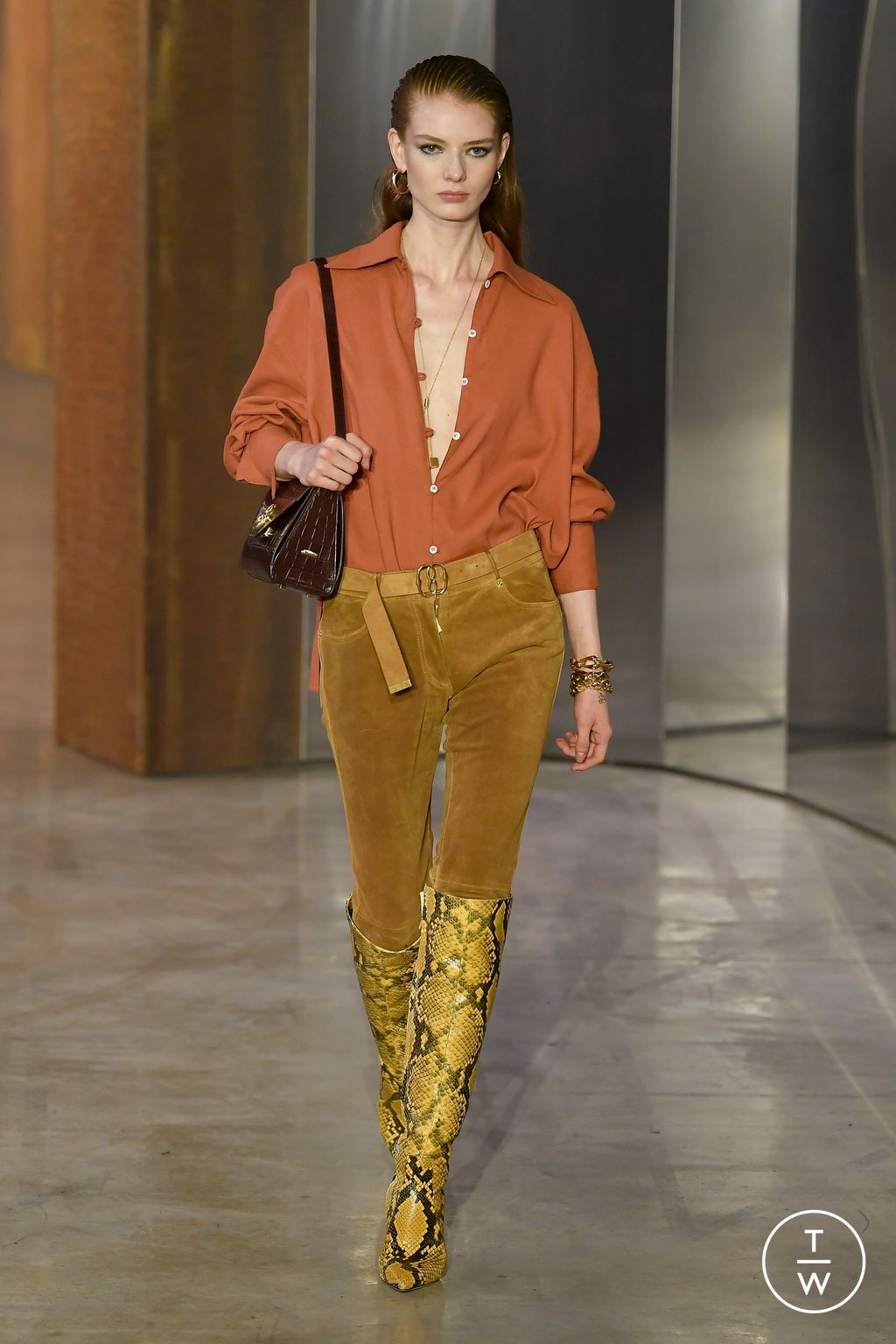 Fashion Week Milan Spring/Summer 2023 look 21 from the Bally collection womenswear