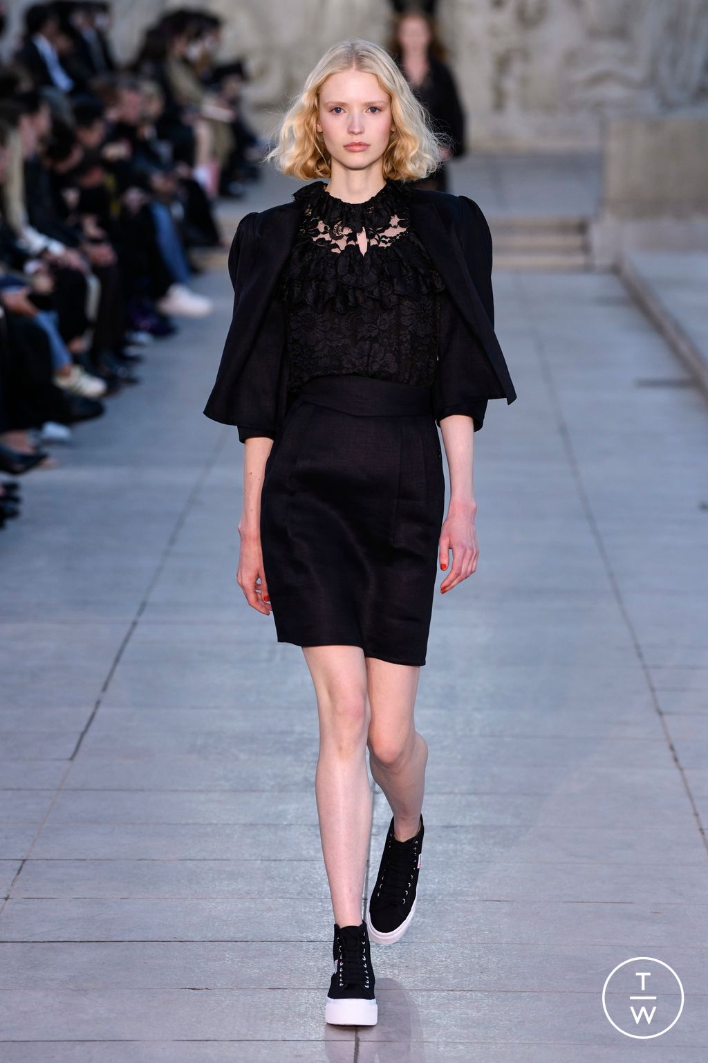Fashion Week Paris Spring/Summer 2023 look 55 from the Akris collection womenswear