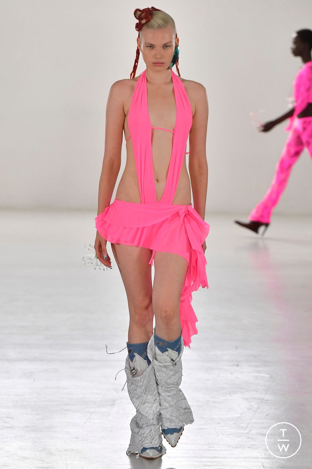 Fashion Week London Spring/Summer 2023 look 40 from the Poster Girl collection 女装