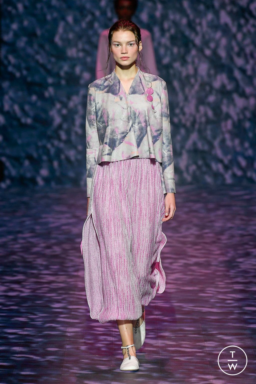 Fashion Week Milan Spring/Summer 2023 look 33 from the Emporio Armani collection womenswear