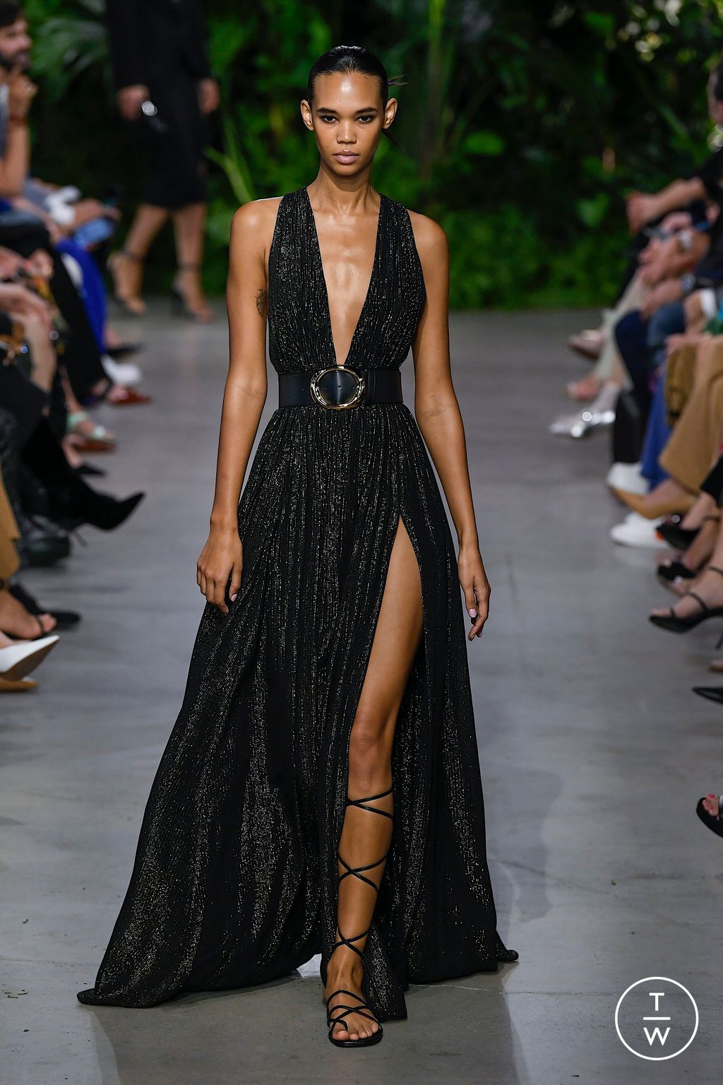 Fashion Week New York Spring/Summer 2023 look 29 from the Michael Kors Collection collection womenswear