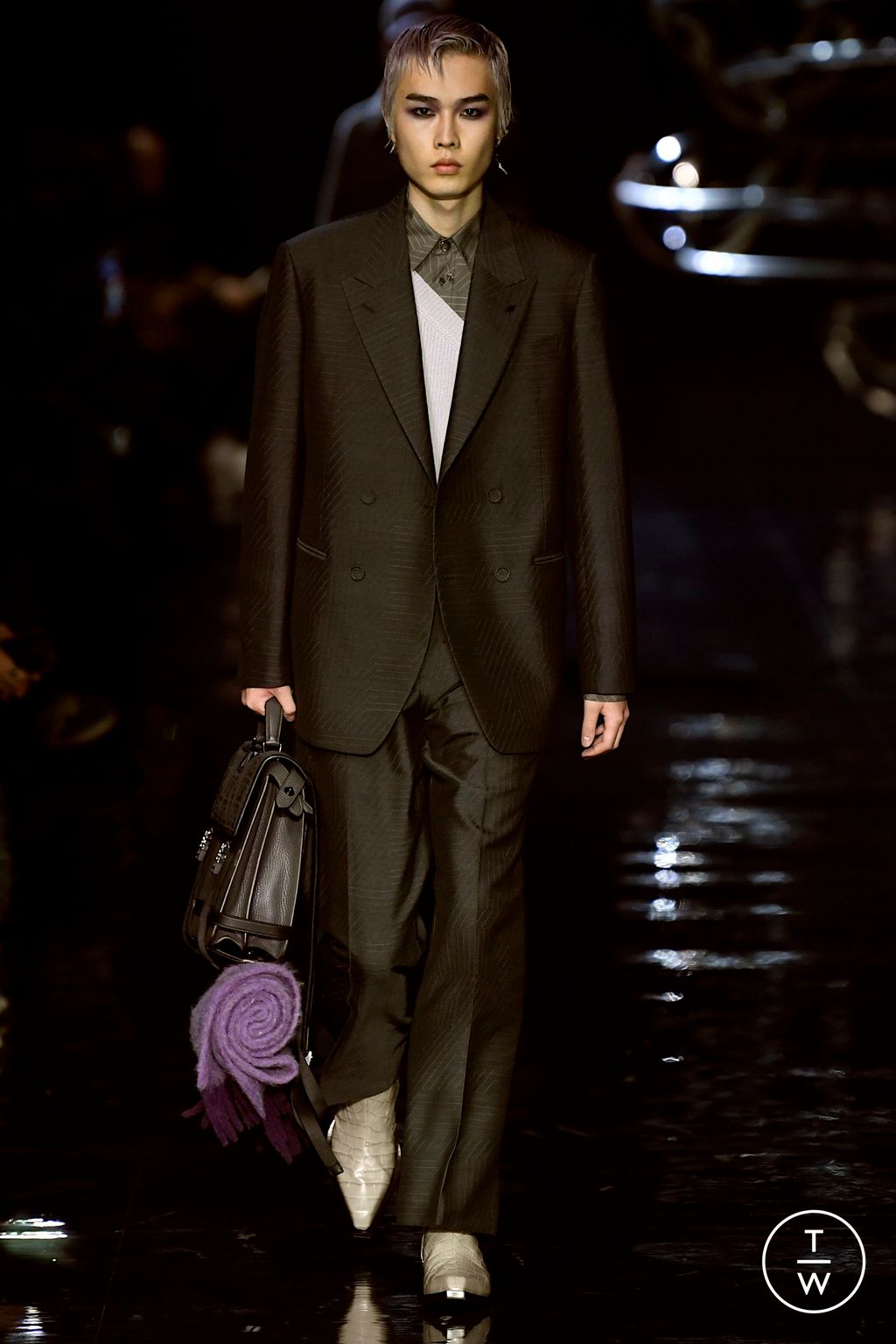 Fashion Week Milan Fall/Winter 2023 look 23 from the Fendi collection menswear