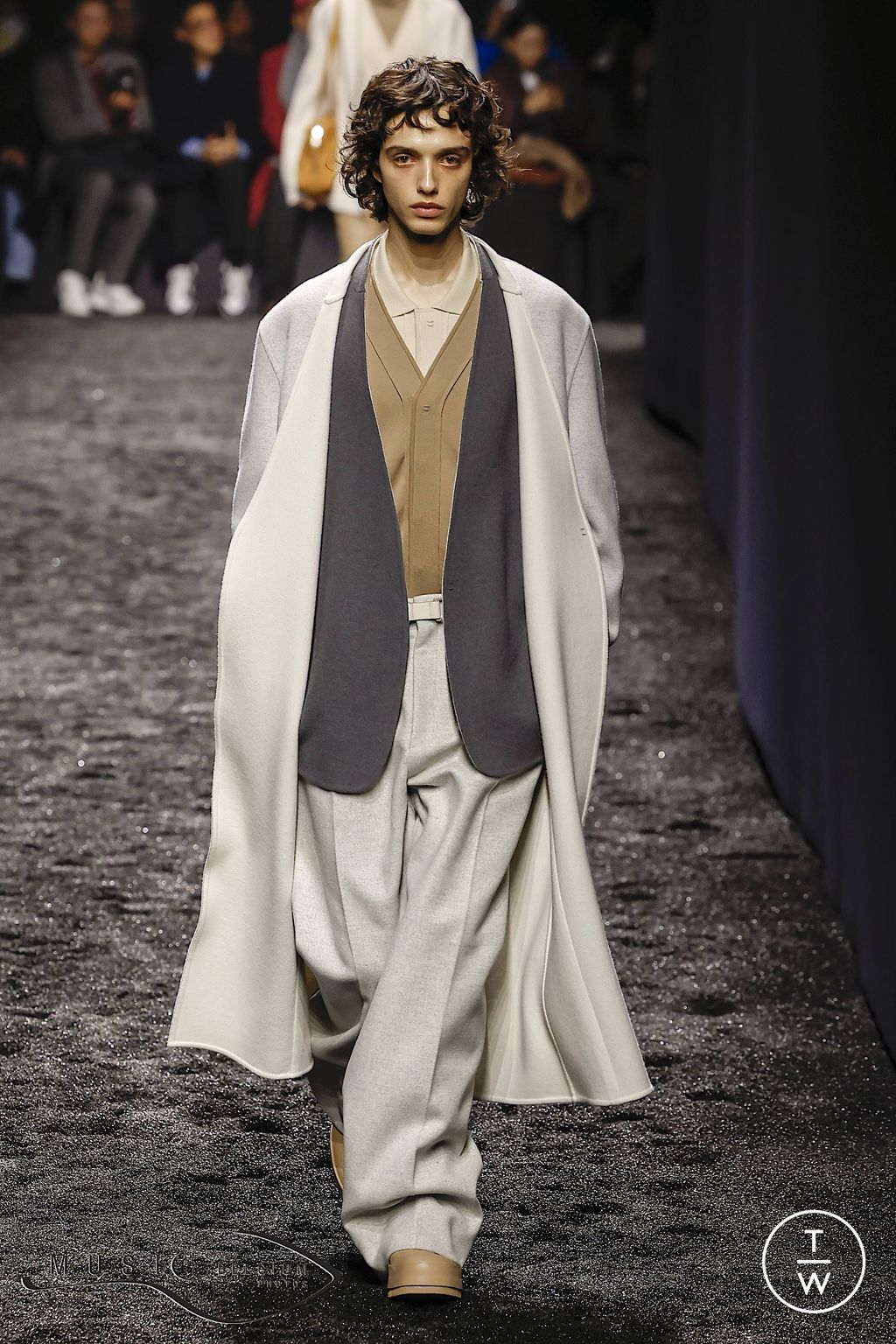 Fashion Week Milan Fall/Winter 2023 look 9 de la collection ZEGNA menswear