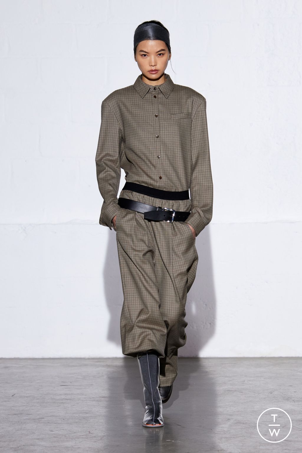 Fashion Week New York Fall/Winter 2024 look 3 from the Tibi collection womenswear