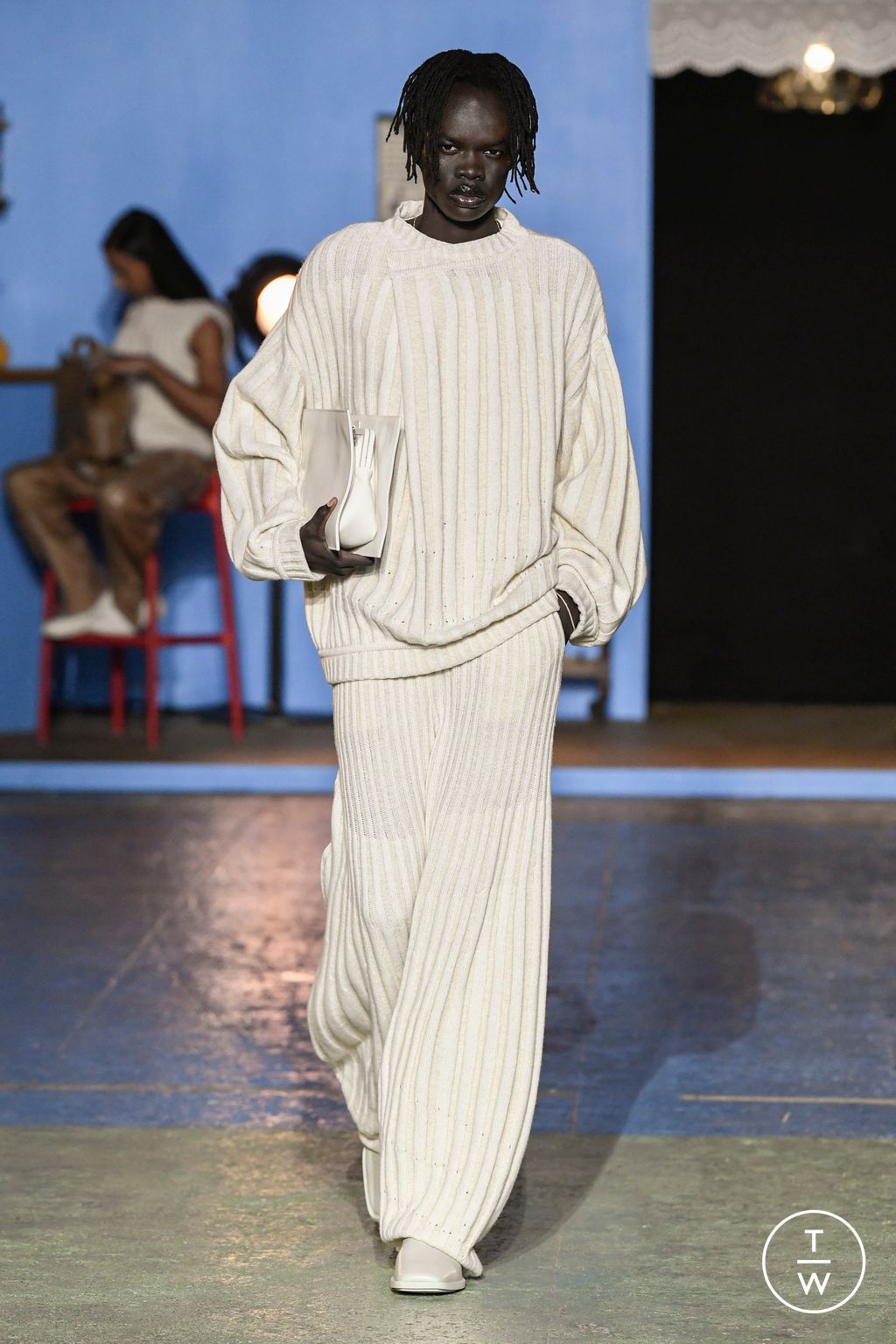 Fashion Week Paris Fall/Winter 2023 look 11 de la collection Bianca Saunders menswear