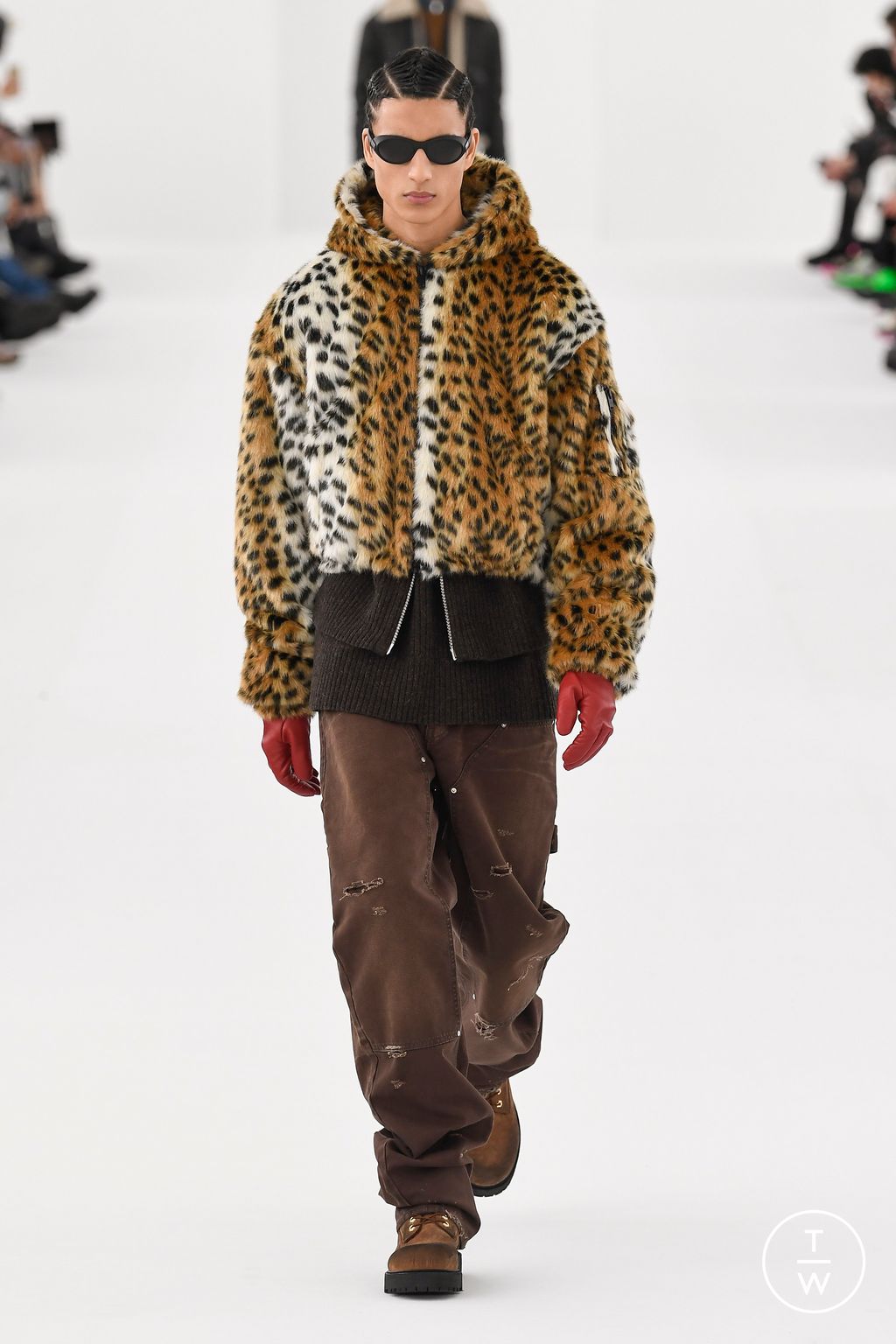 Fashion Week Paris Fall/Winter 2023 look 43 de la collection Givenchy menswear