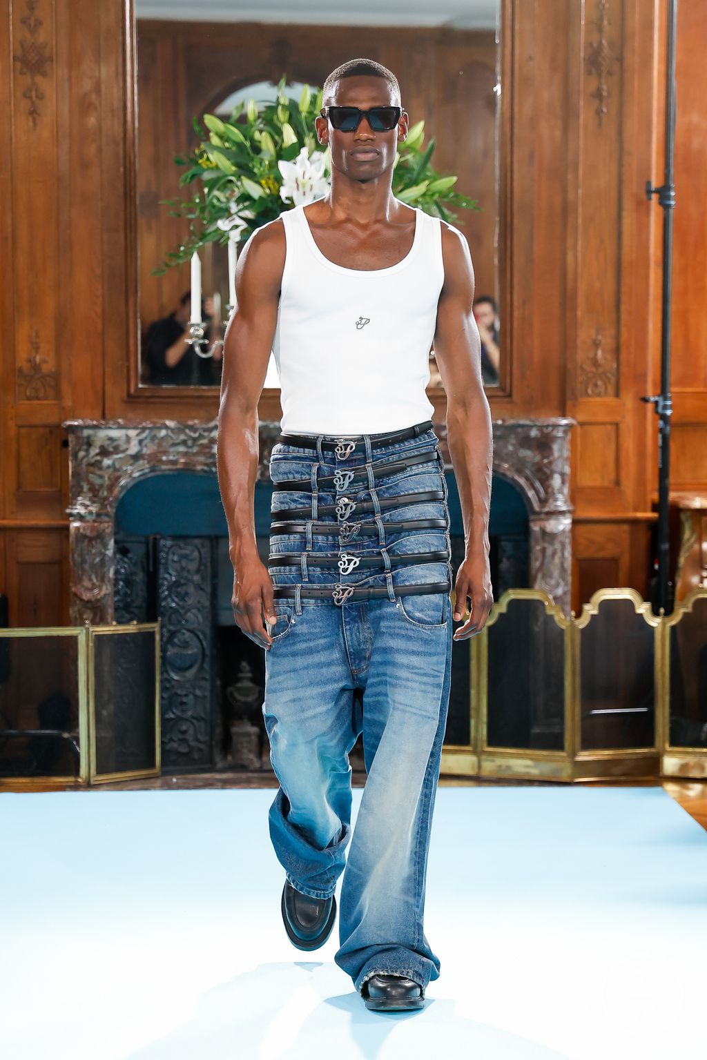 Fashion Week Paris Spring/Summer 2025 look 4 de la collection 3.PARADIS menswear