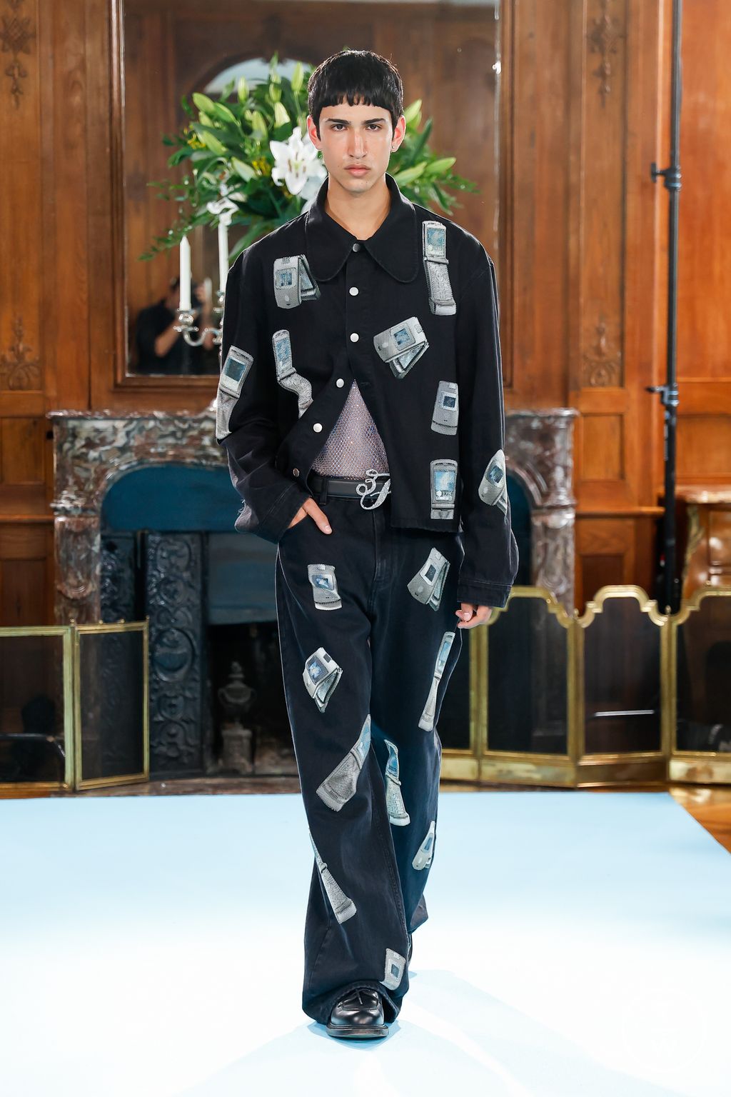 Fashion Week Paris Spring/Summer 2025 look 5 from the 3.PARADIS collection menswear