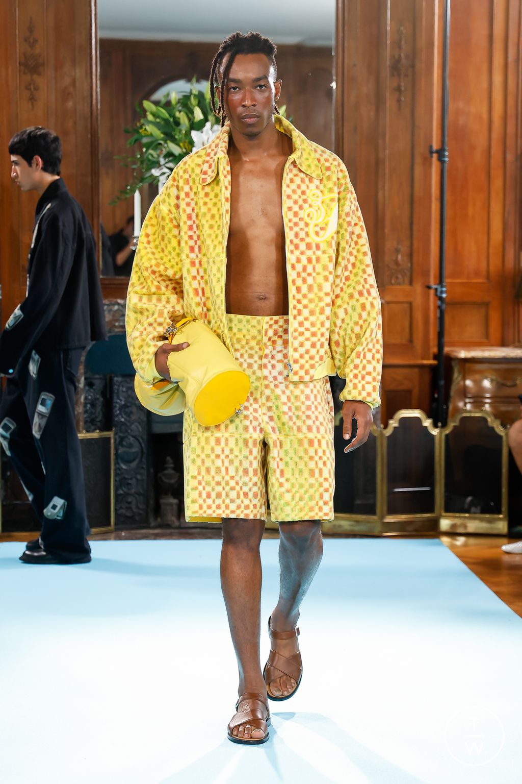 Fashion Week Paris Spring/Summer 2025 look 6 from the 3.PARADIS collection menswear