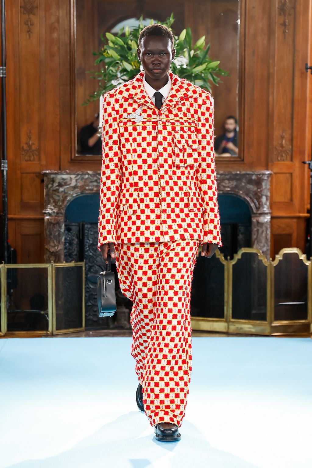 Fashion Week Paris Spring-Summer 2025 look 8 de la collection 3.PARADIS menswear