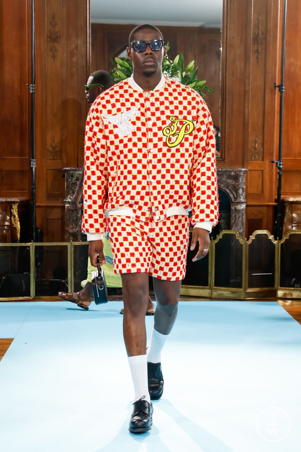 Fashion Week Paris Spring-Summer 2025 look 14 de la collection 3.PARADIS menswear