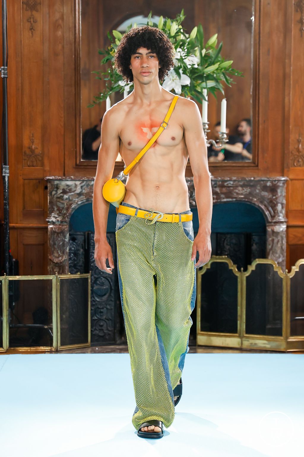 Fashion Week Paris Spring/Summer 2025 look 21 from the 3.PARADIS collection menswear