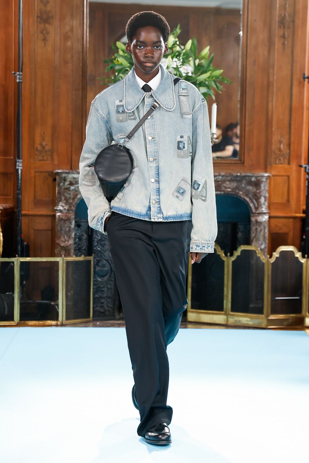 Fashion Week Paris Spring/Summer 2025 look 24 from the 3.PARADIS collection menswear