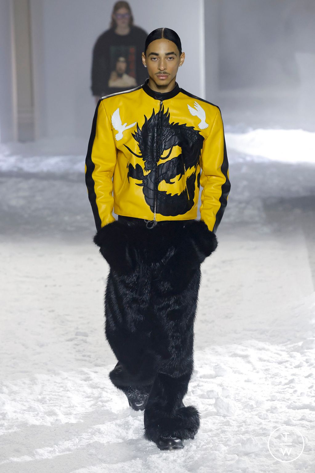 Fashion Week Paris Fall/Winter 2025 look 1 from the 3.PARADIS collection menswear
