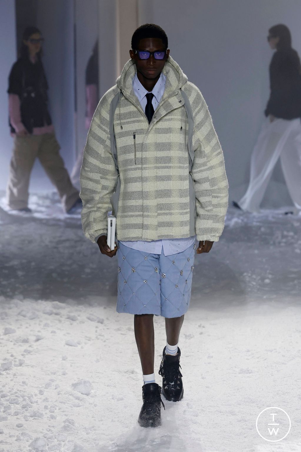 Fashion Week Paris Fall/Winter 2025 look 4 from the 3.PARADIS collection menswear