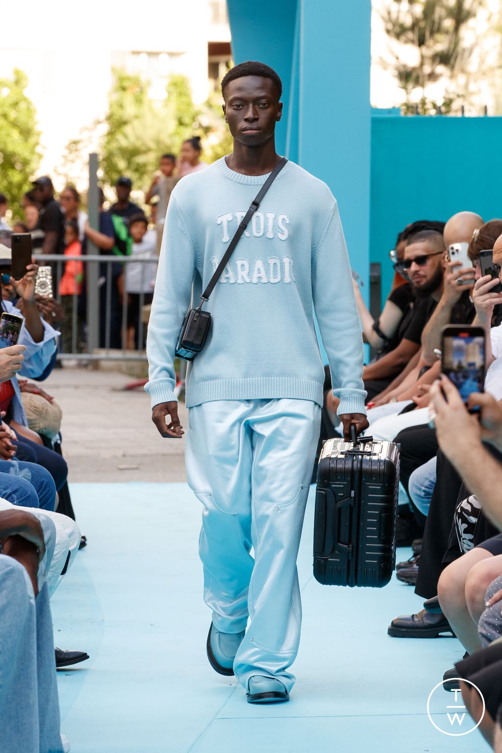 Fashion Week Paris Spring/Summer 2024 look 9 from the 3.PARADIS collection menswear