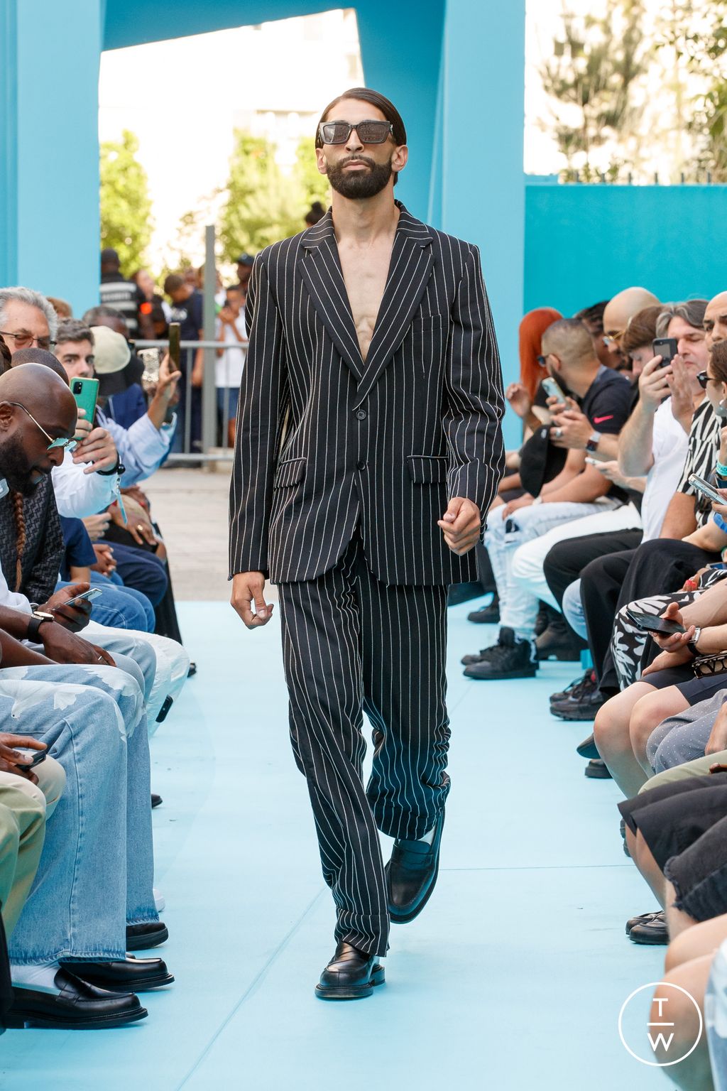 Fashion Week Paris Spring/Summer 2024 look 22 from the 3.PARADIS collection menswear