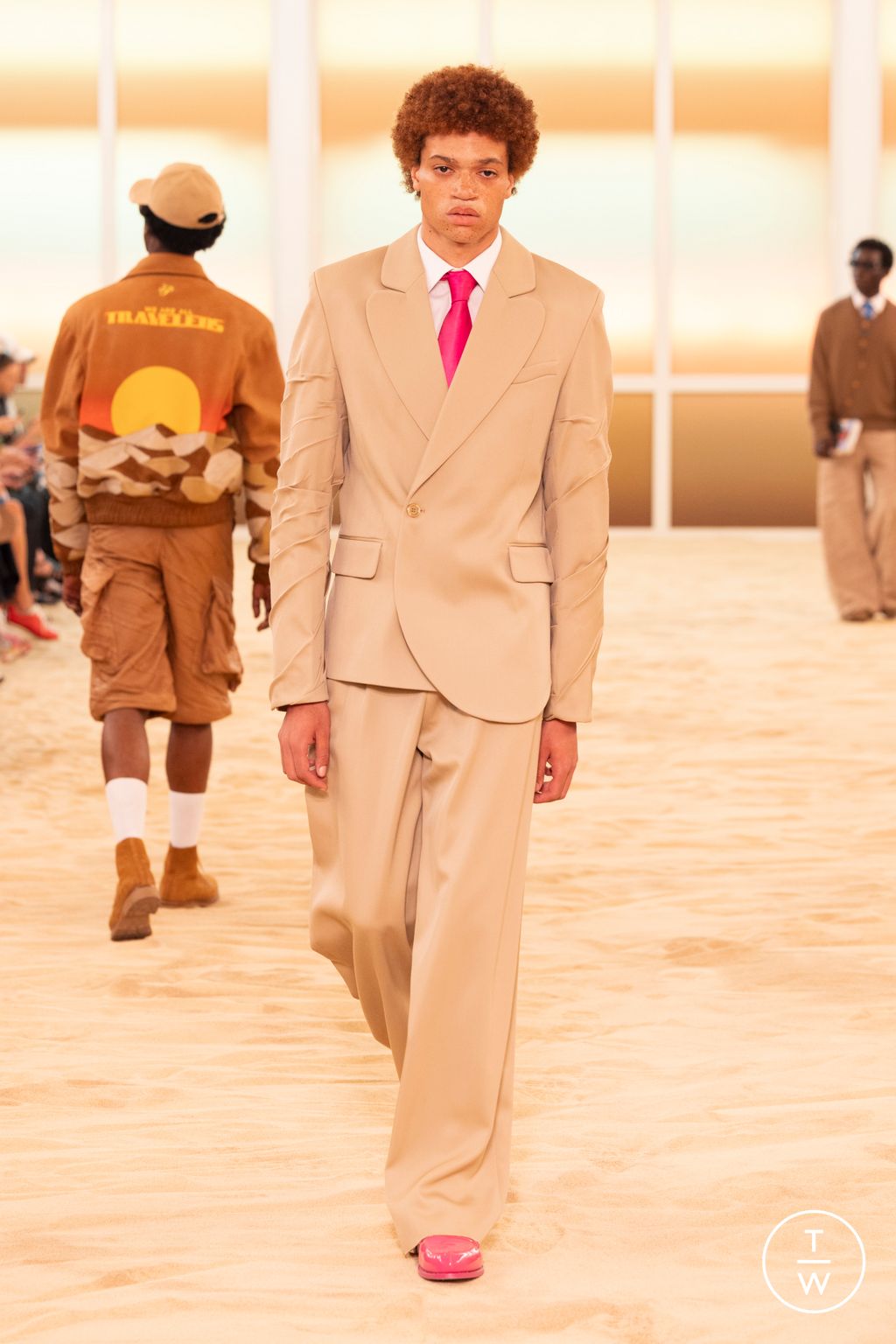 Fashion Week Paris Spring/Summer 2026 look 2 from the 3.PARADIS collection 男装