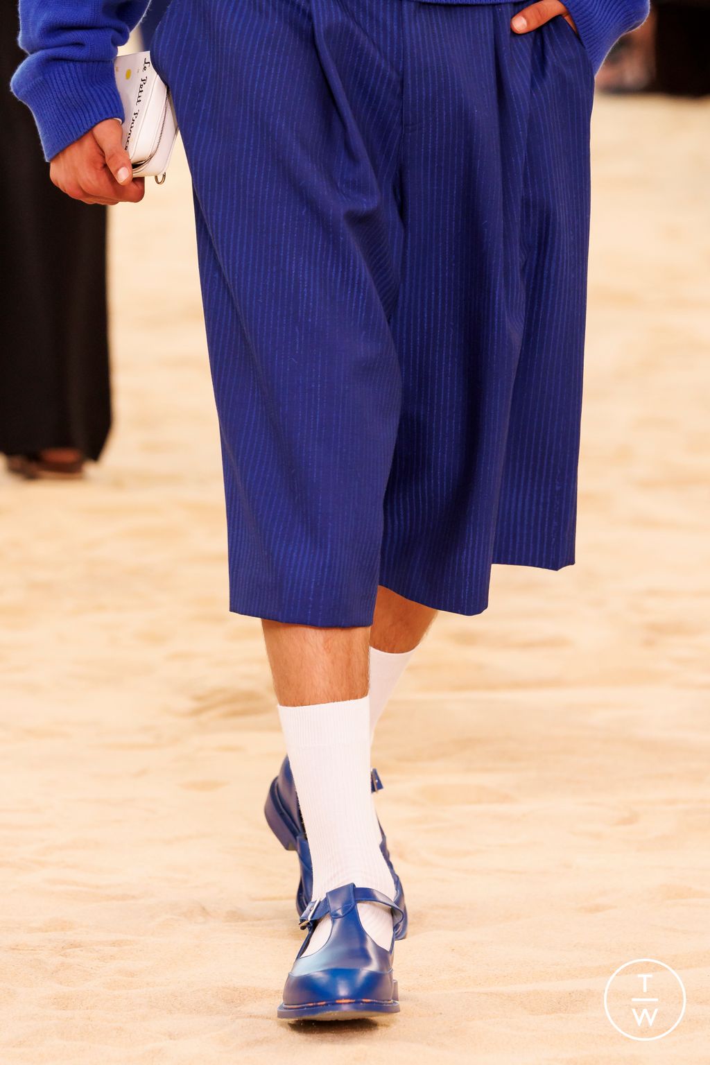 Fashion Week Paris Spring/Summer 2026 look 19 from the 3.PARADIS collection menswear accessories