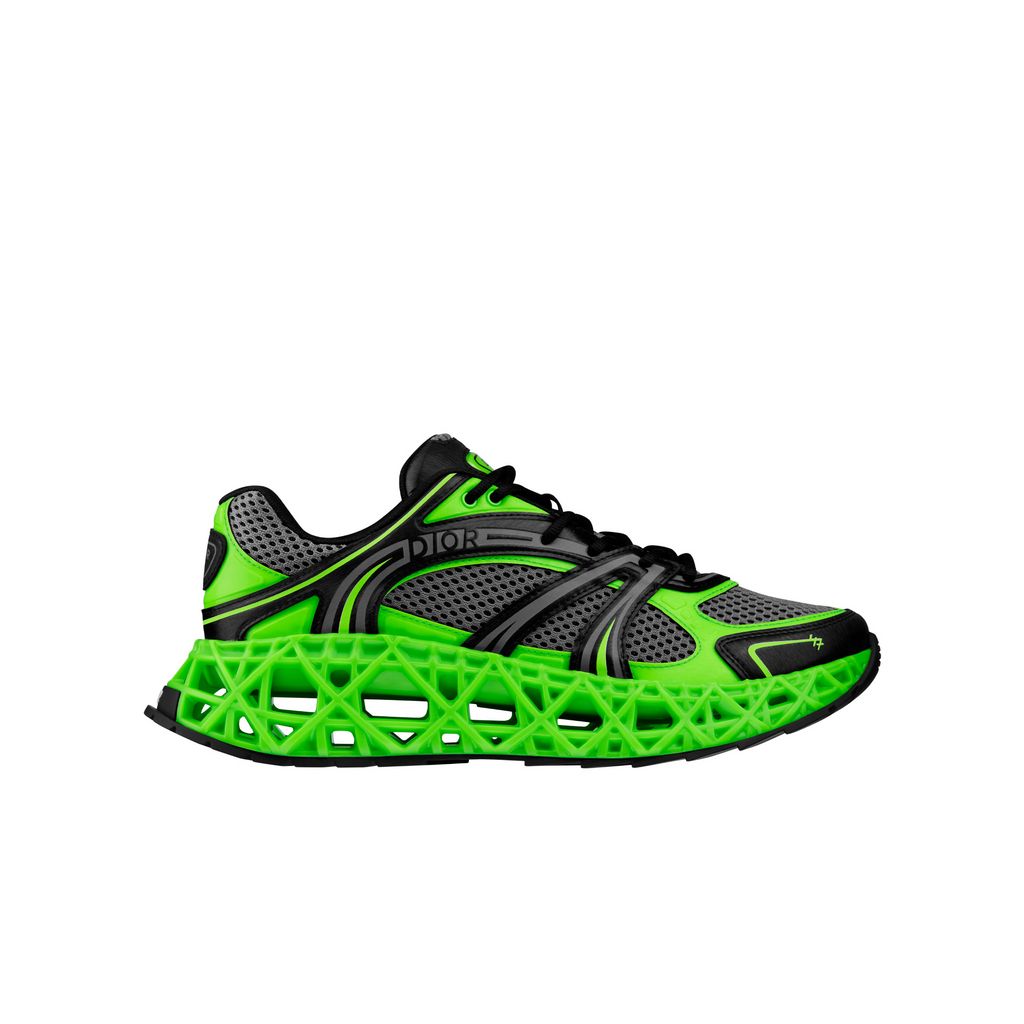 Fashion Week Paris Fall/Winter 2024 look 76 from the Dior Homme collection menswear accessories