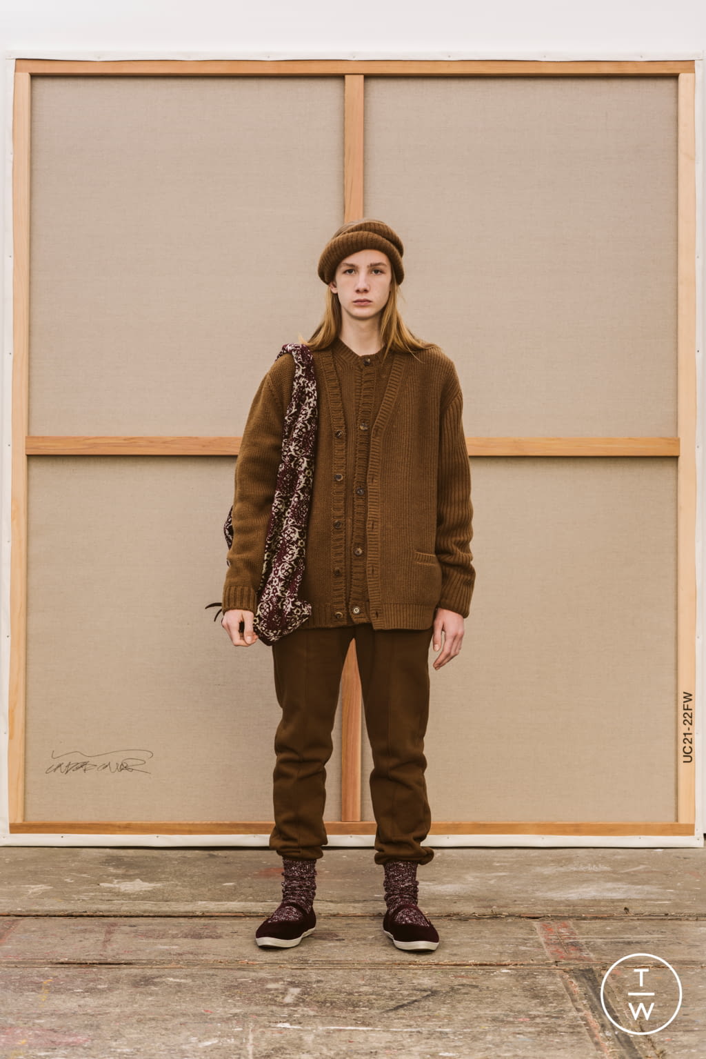 Fashion Week Paris Fall/Winter 2021 look 4 from the Undercover collection menswear