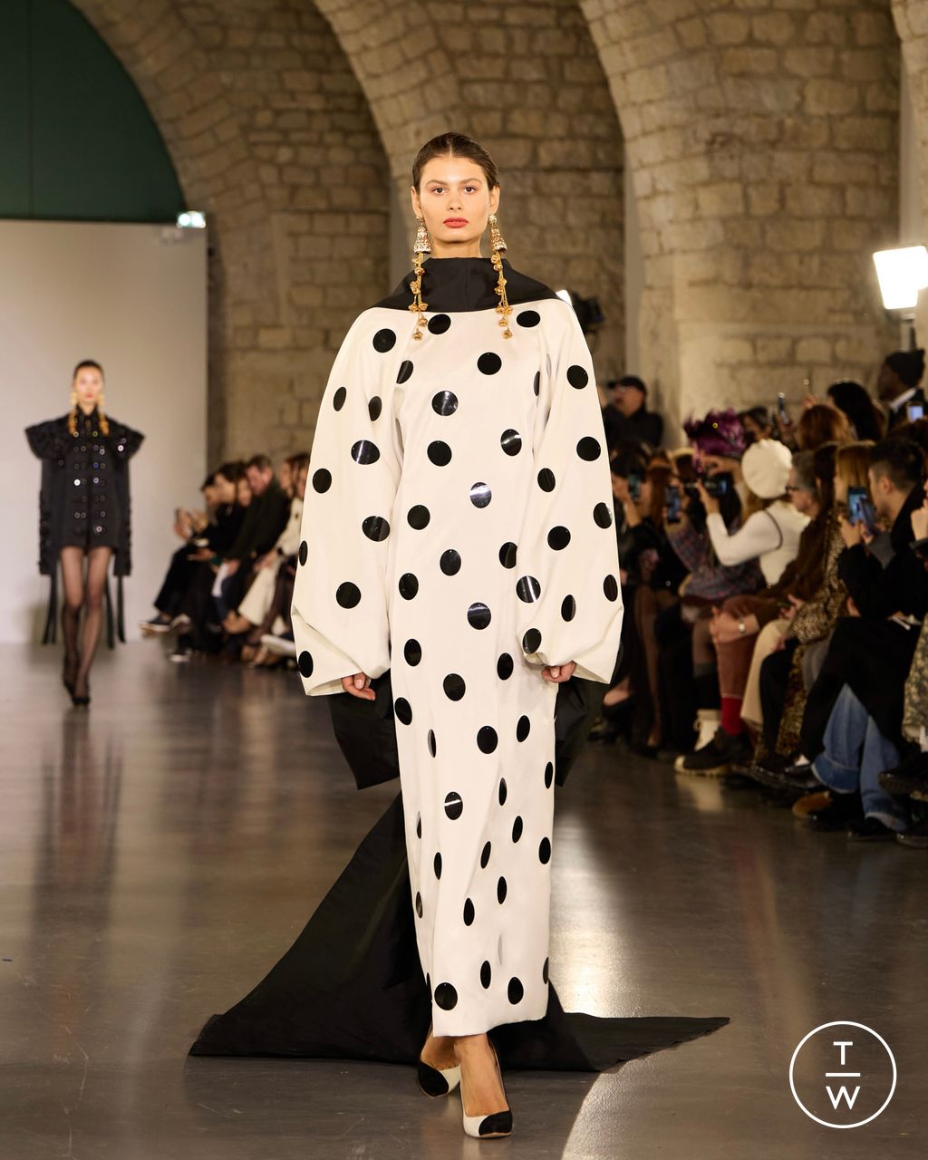 Fashion Week Paris Spring/Summer 2026 look 4 from the Juana Martin collection couture