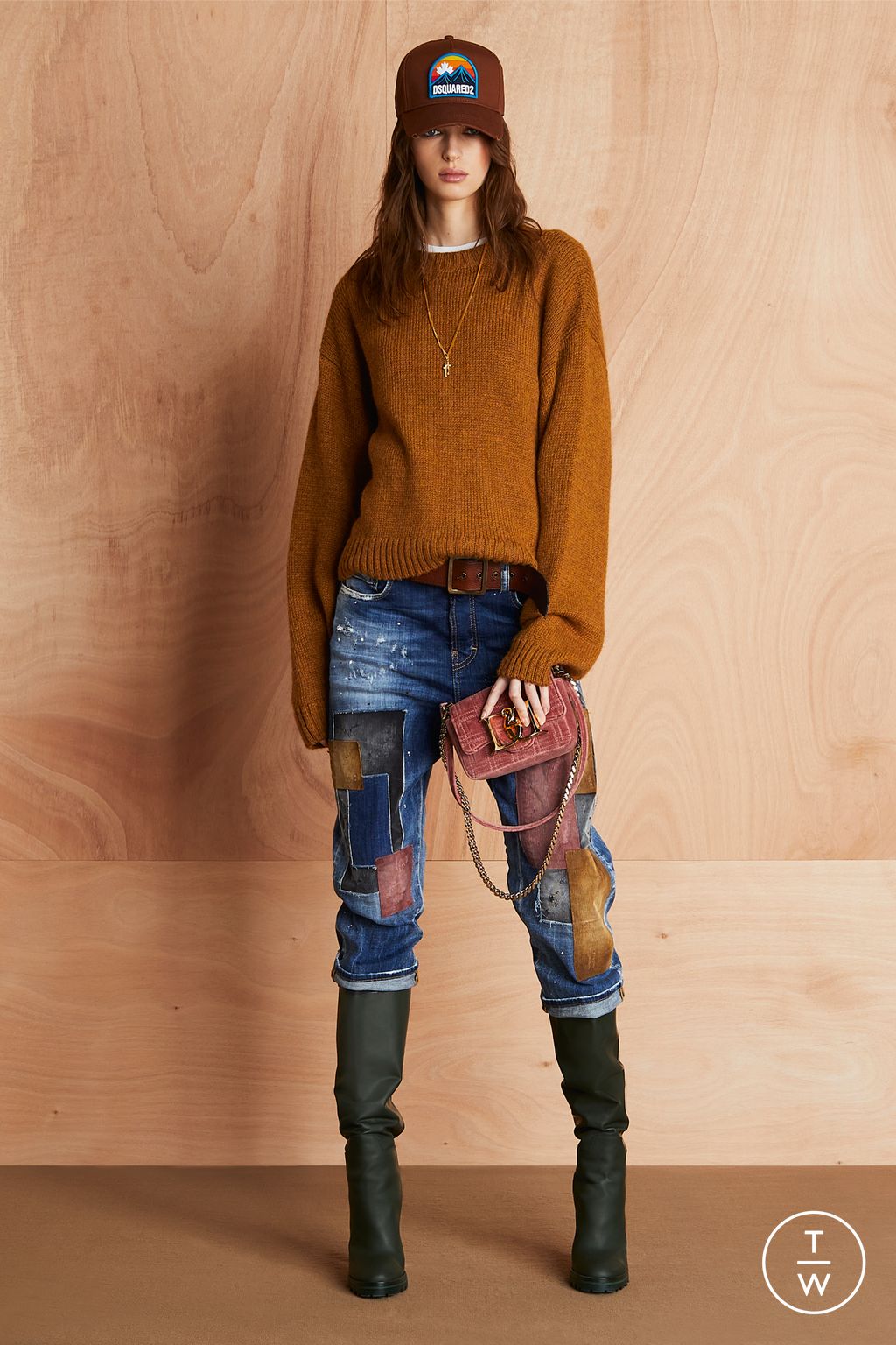 Fashion Week Milan Pre-Fall 2024 look 4 from the Dsquared2 collection 女装