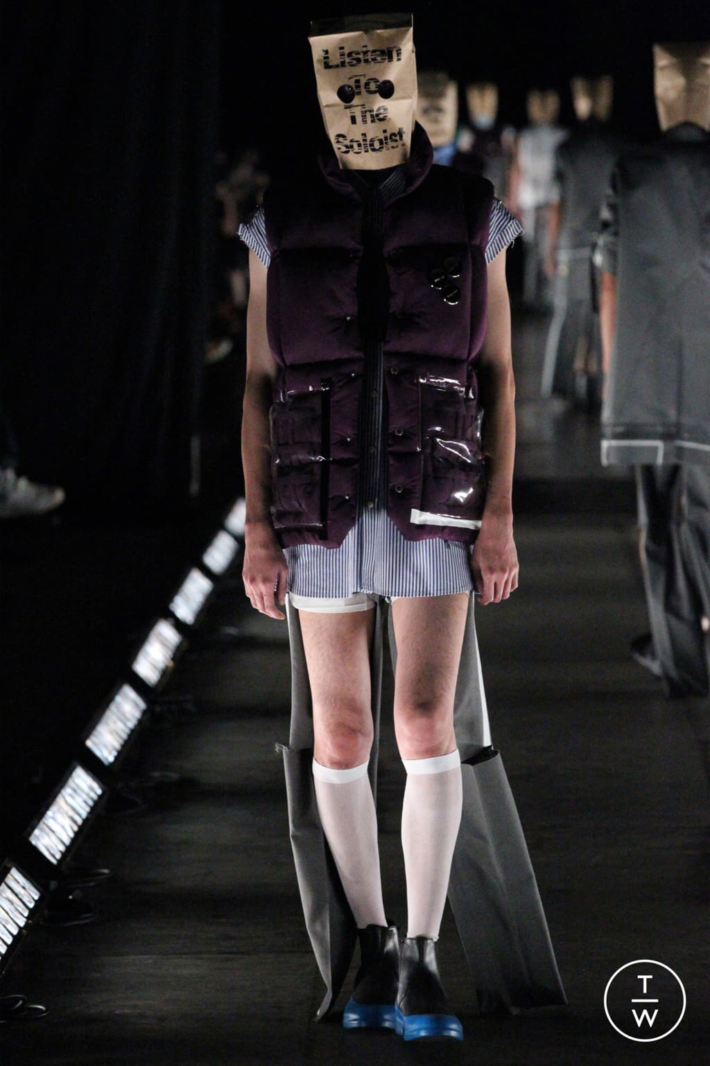 Fashion Week Paris Spring/Summer 2022 look 4 from the Takahiromiyashita The Soloist collection 女装
