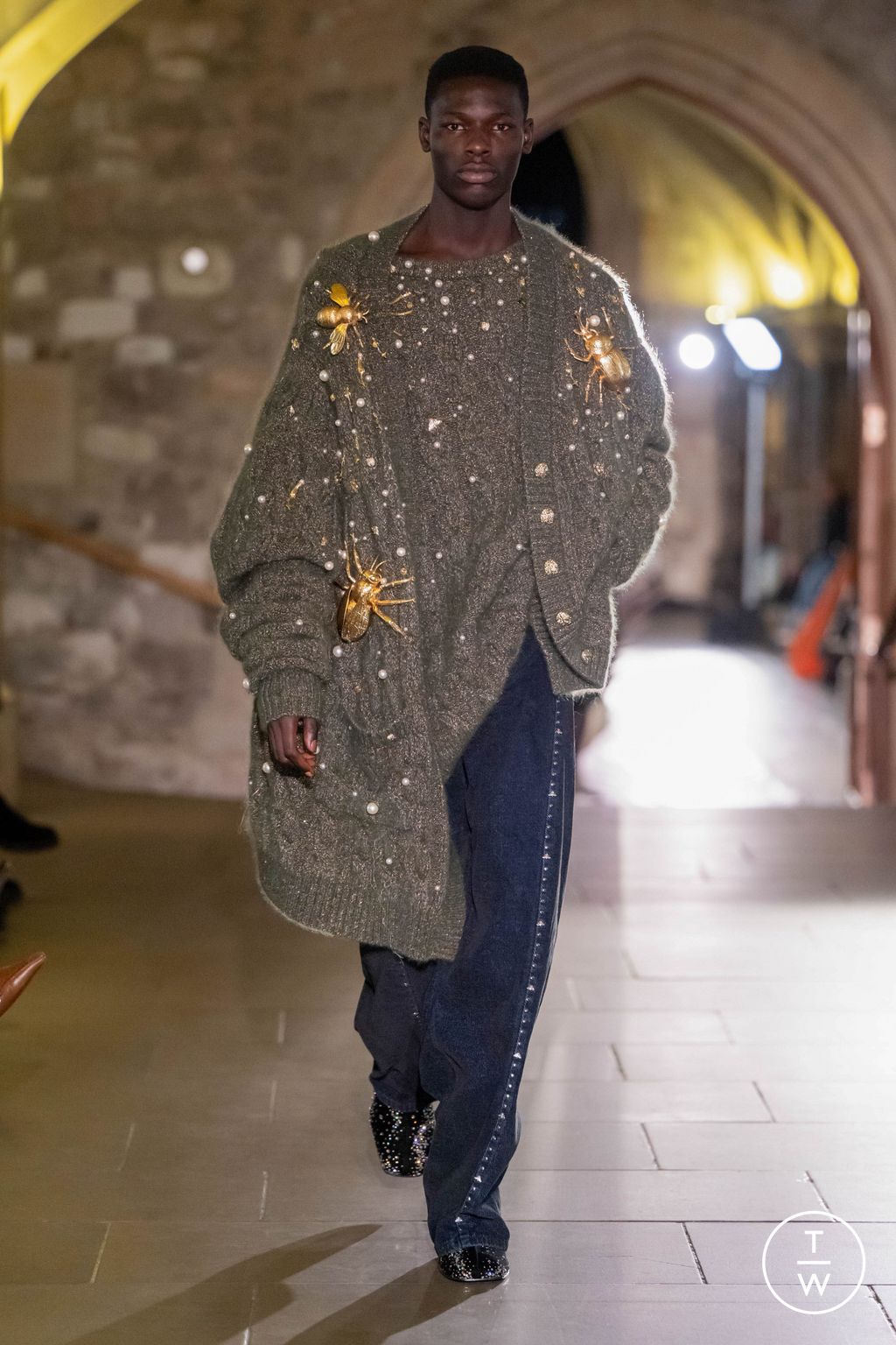 Fashion Week London Fall/Winter 2024 look 4 from the MITHRIDATE collection womenswear