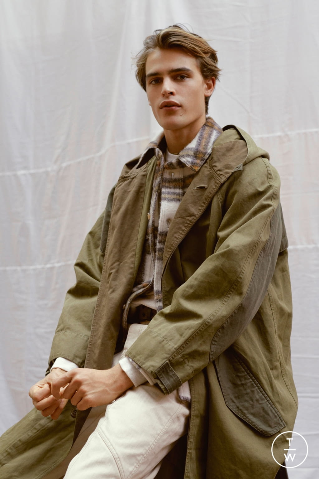 Fashion Week Paris Fall/Winter 2019 look 4 from the Isabel Marant collection menswear