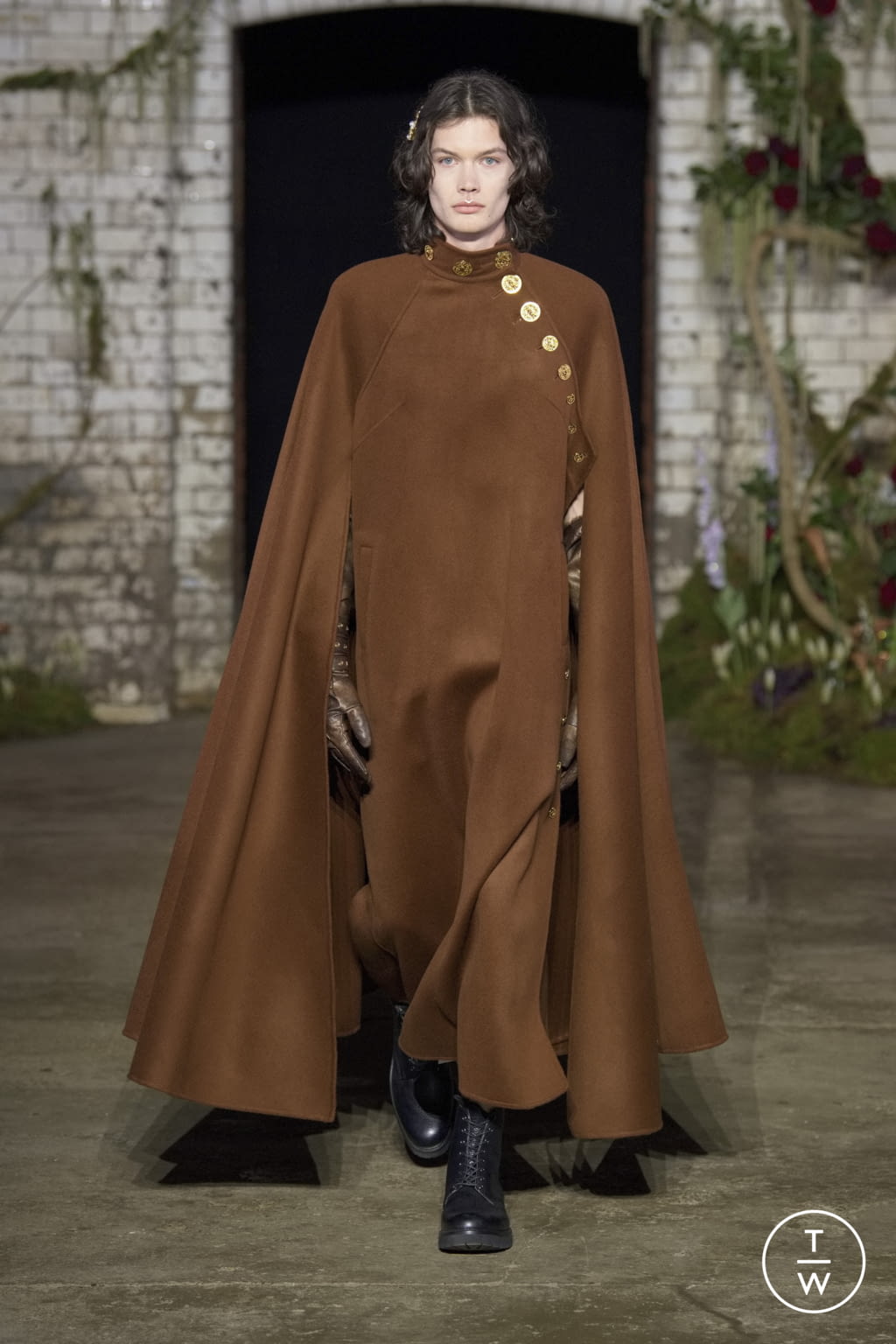 Fashion Week London Fall/Winter 2022 look 40 from the MITHRIDATE collection womenswear