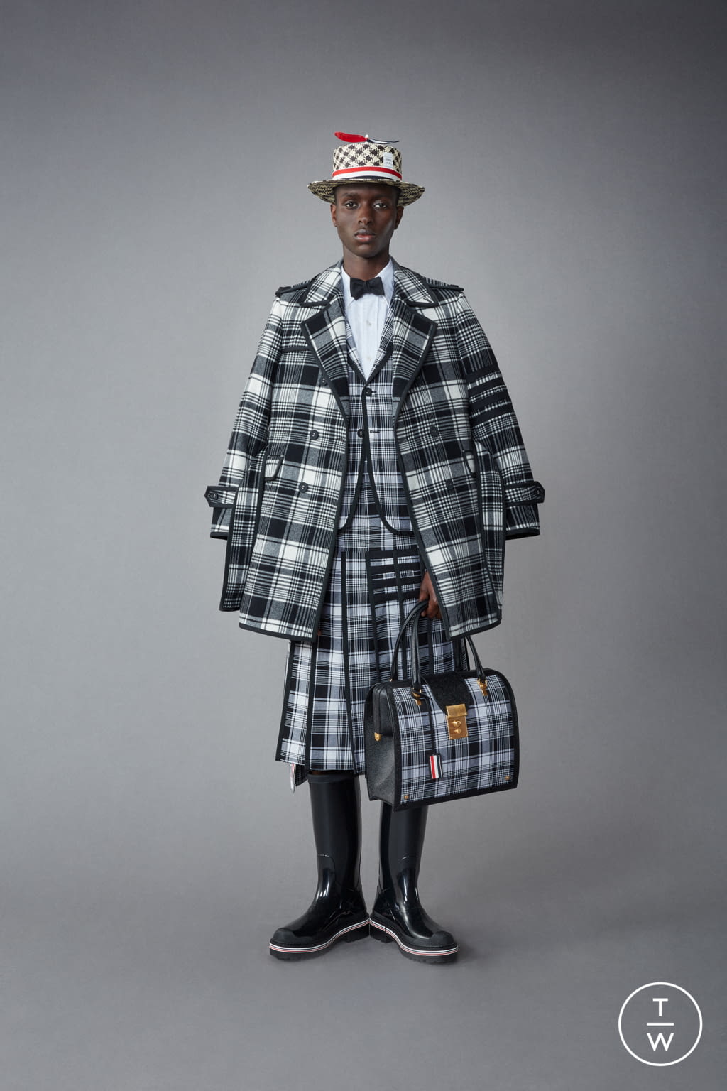 Fashion Week Paris Resort 2022 look 40 from the Thom Browne collection menswear
