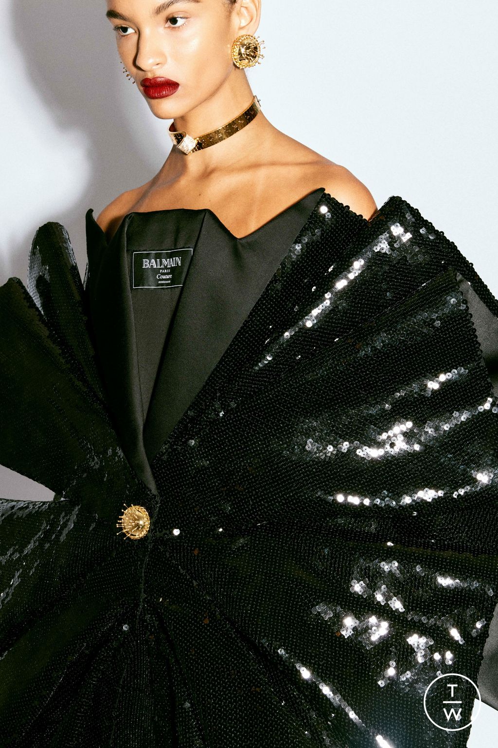 Fashion Week Paris Resort 2025 look 40 from the Balmain collection womenswear