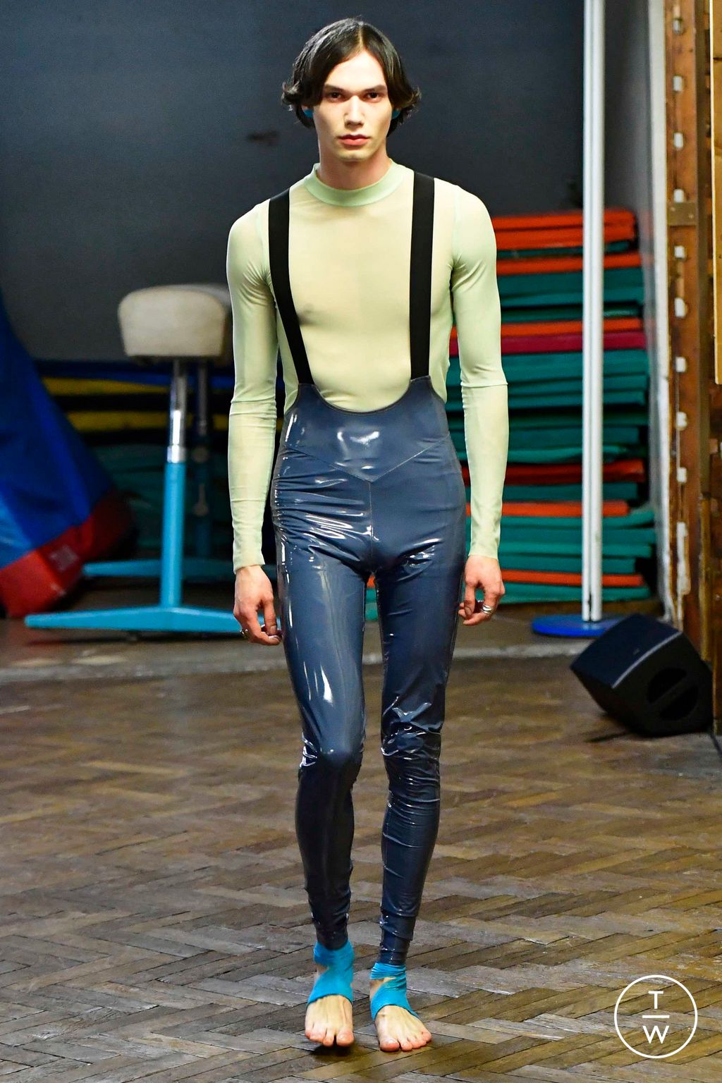 Fashion Week Paris Fall/Winter 2023 look 13 from the Lazoschmidl collection 男装