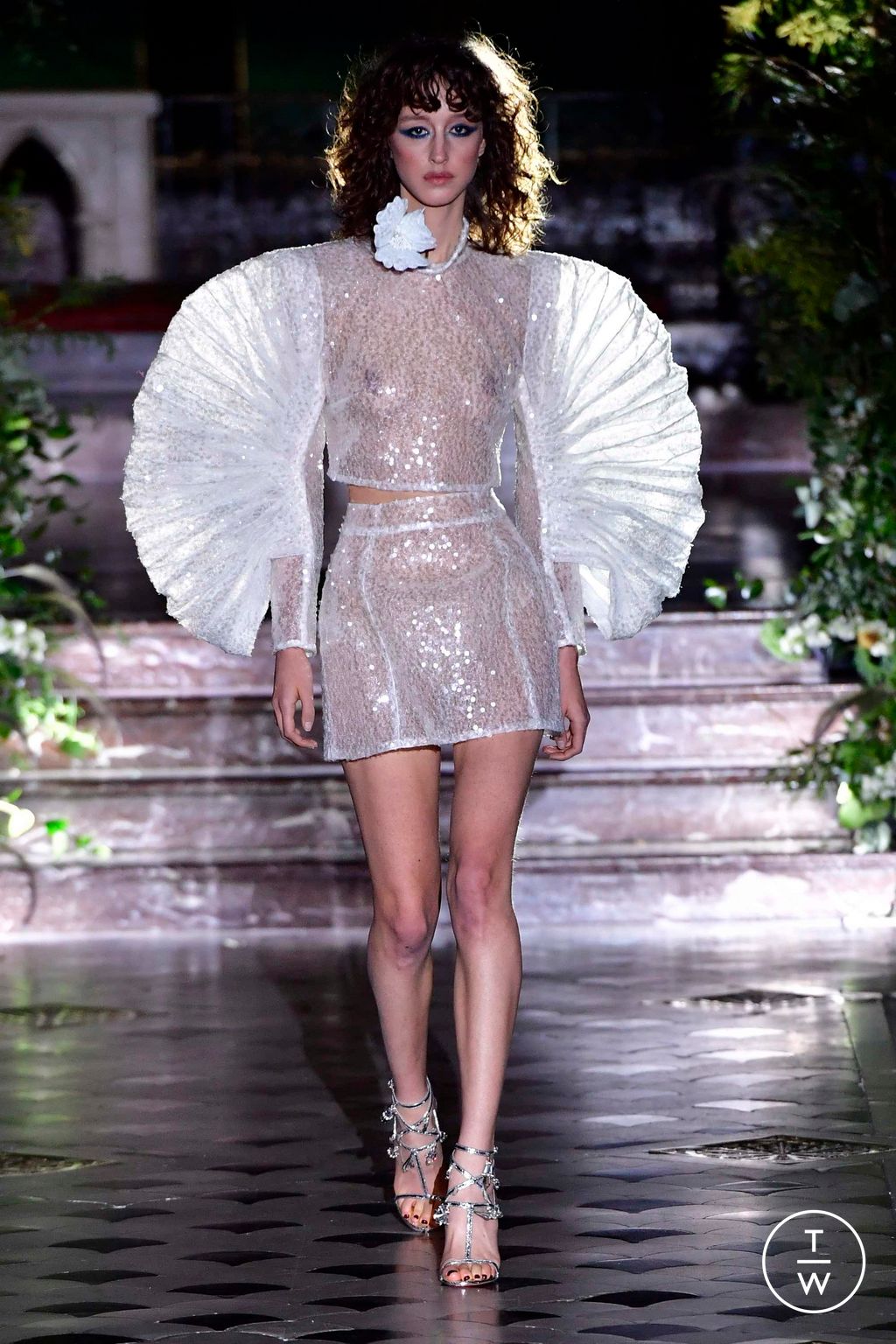 Fashion Week Paris Spring/Summer 2023 look 3 from the Juana Martin collection couture